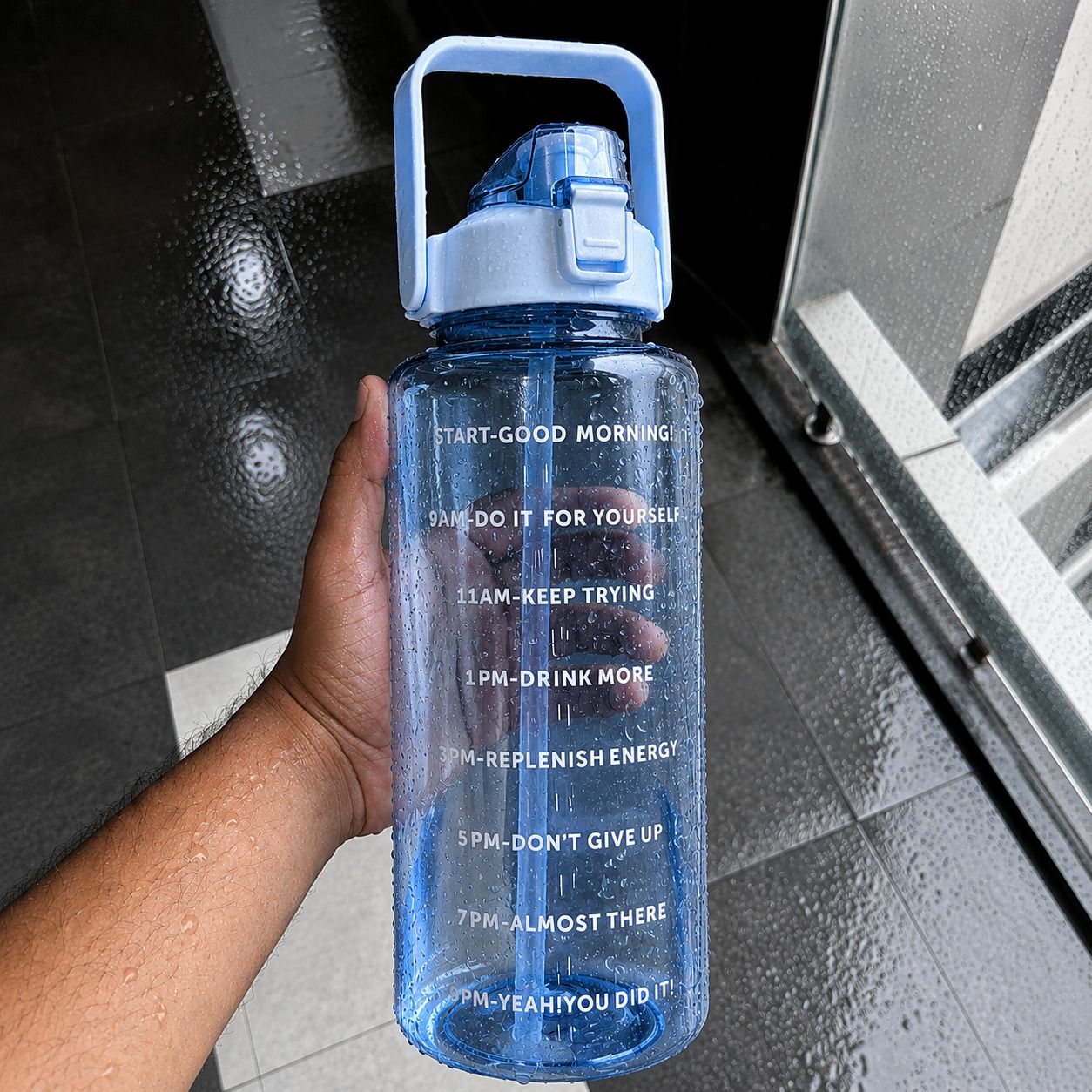Motivational Water Bottle with Straw 2000 ml Plastic Sipper-image-23