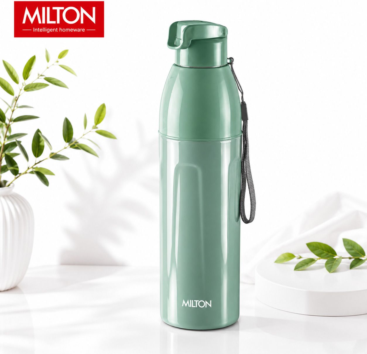 milton KOOL CONVEX 900 Insulated Water Bottle | Leak Proof | BPA Free | Flip Top Lid 900 ml PET, Plastic Flask-picture-4