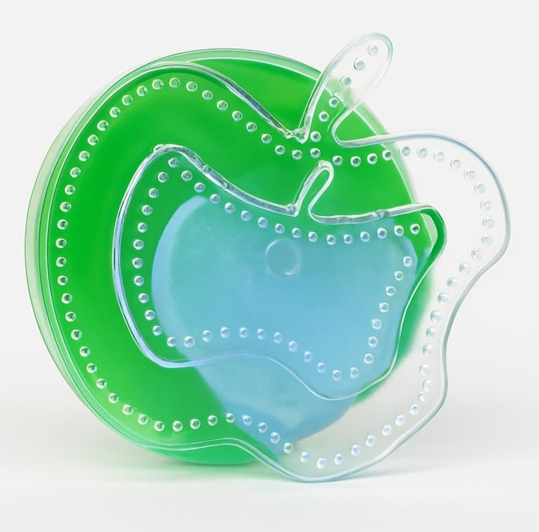 SoftTouch Apple Shape Baby Puff Container 2 Size Breast Supple Cup