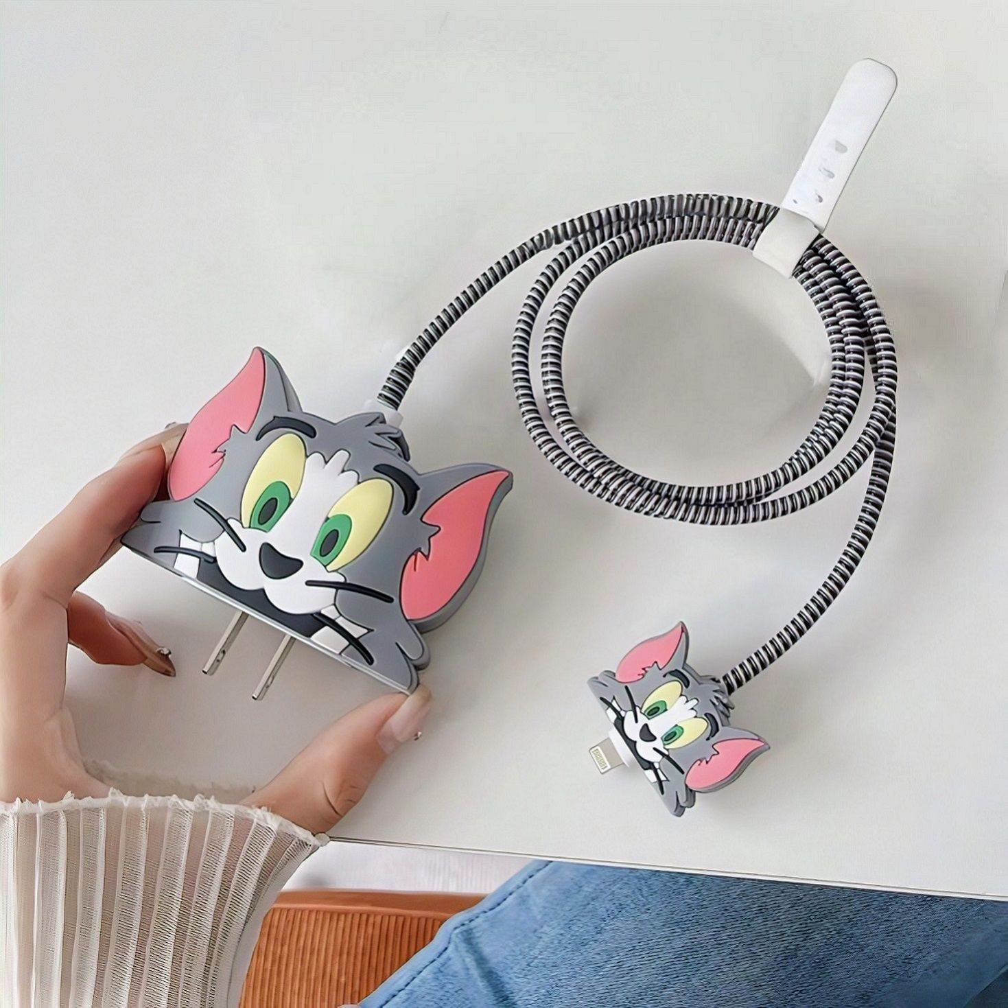 anies Charger Cover For 25W || ipone 18/20W Protection Type C Adapter >TOM Cable Protector-image-8