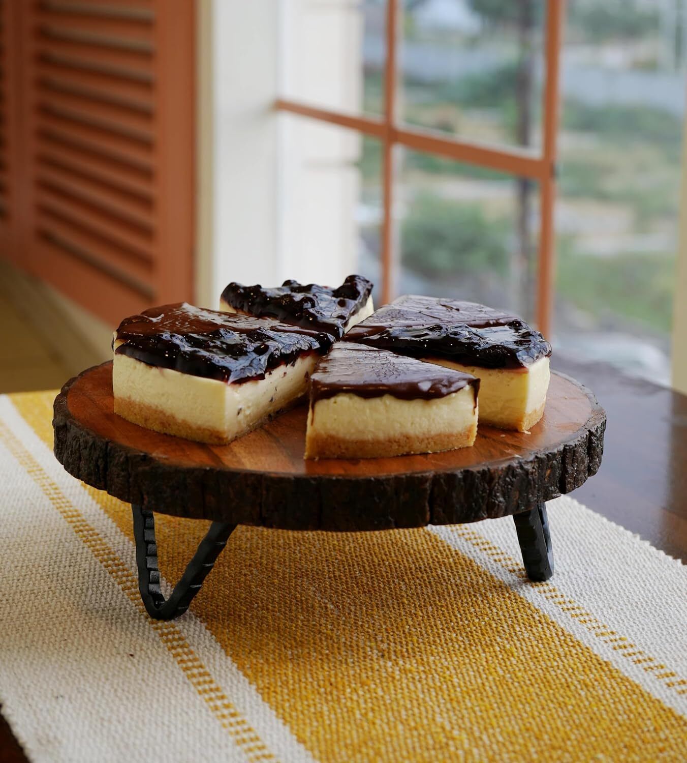 ireka homes . Wooden Cake Server-picture-43