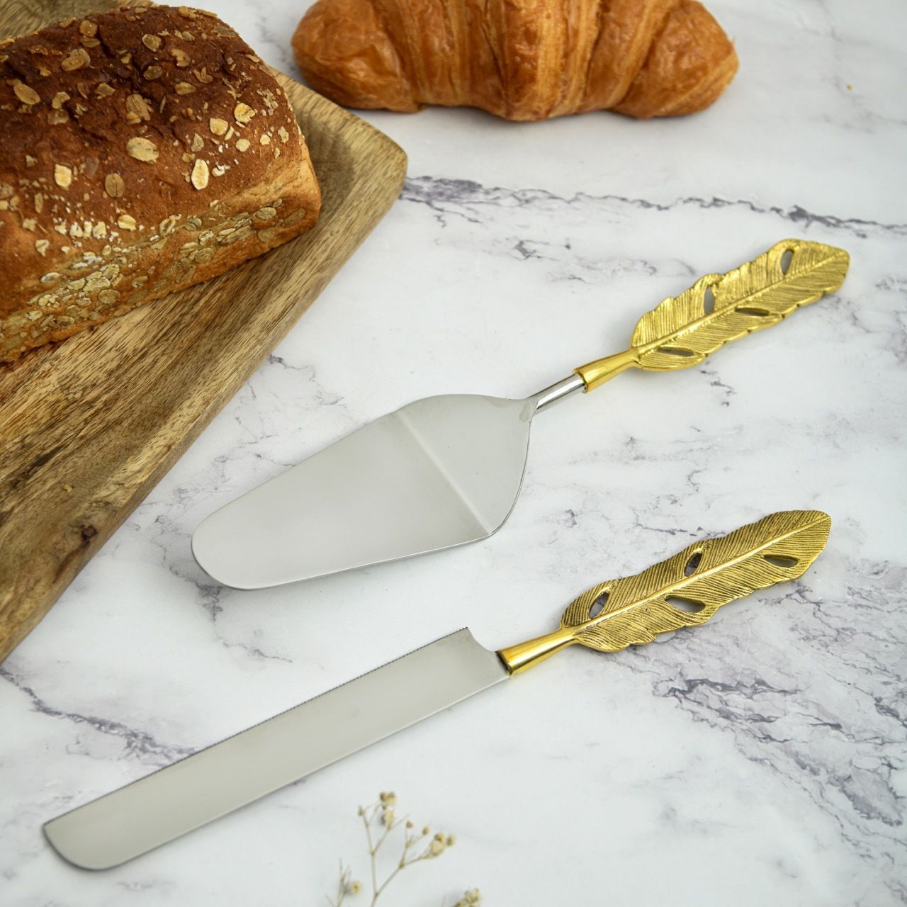 pravaah Punkh Cake and Knife Server Brass Cake Server-picture-12