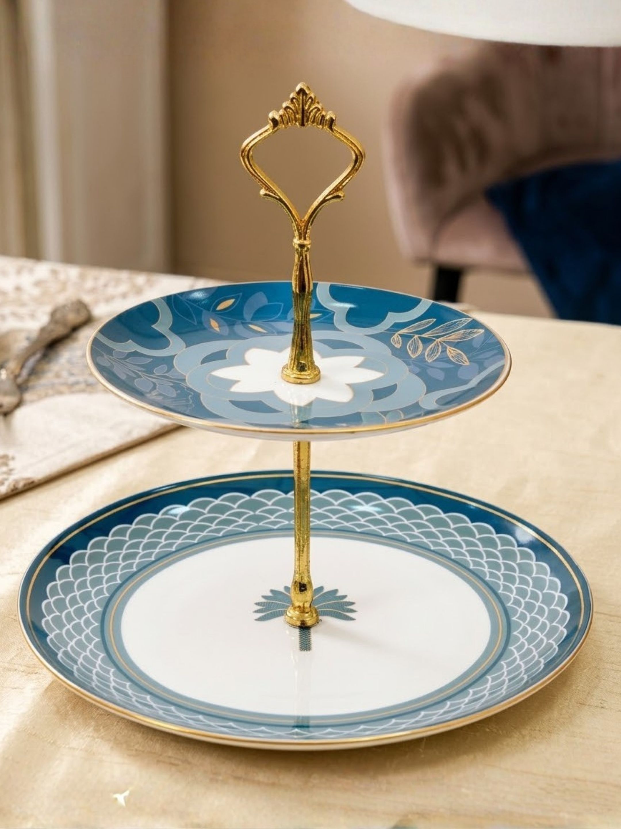 Ceramic Cake Server-image-41