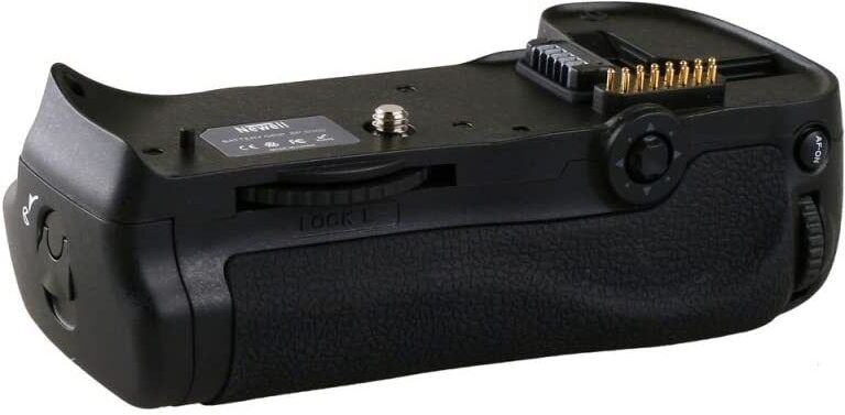 Axcess Battery Grip MB-D10 for Nikon. Compatible Cameras: Nikon D300, D300s, D700 Battery Grip-picture-37