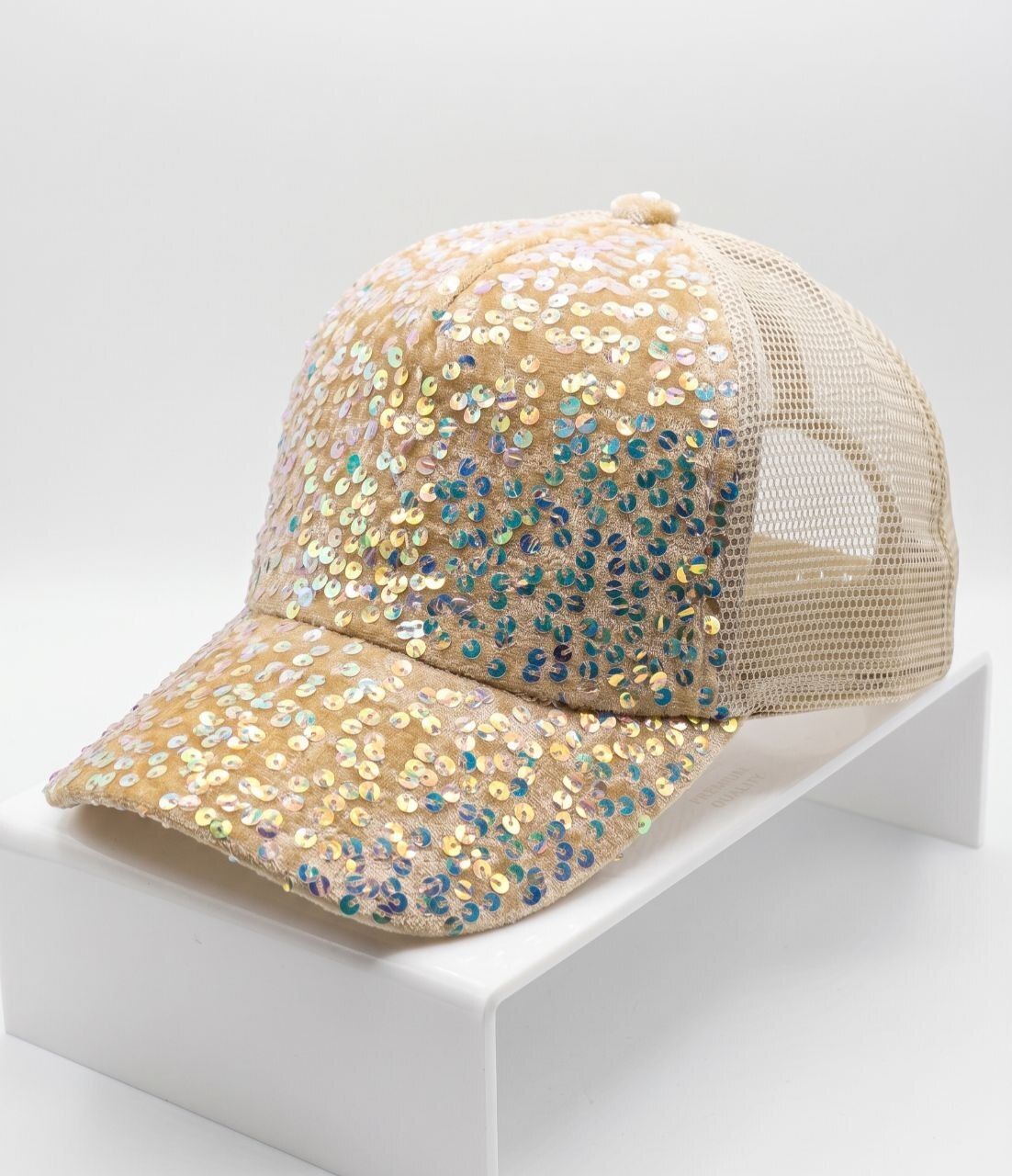 hushahide Embellished Trucker Cap-picture-26