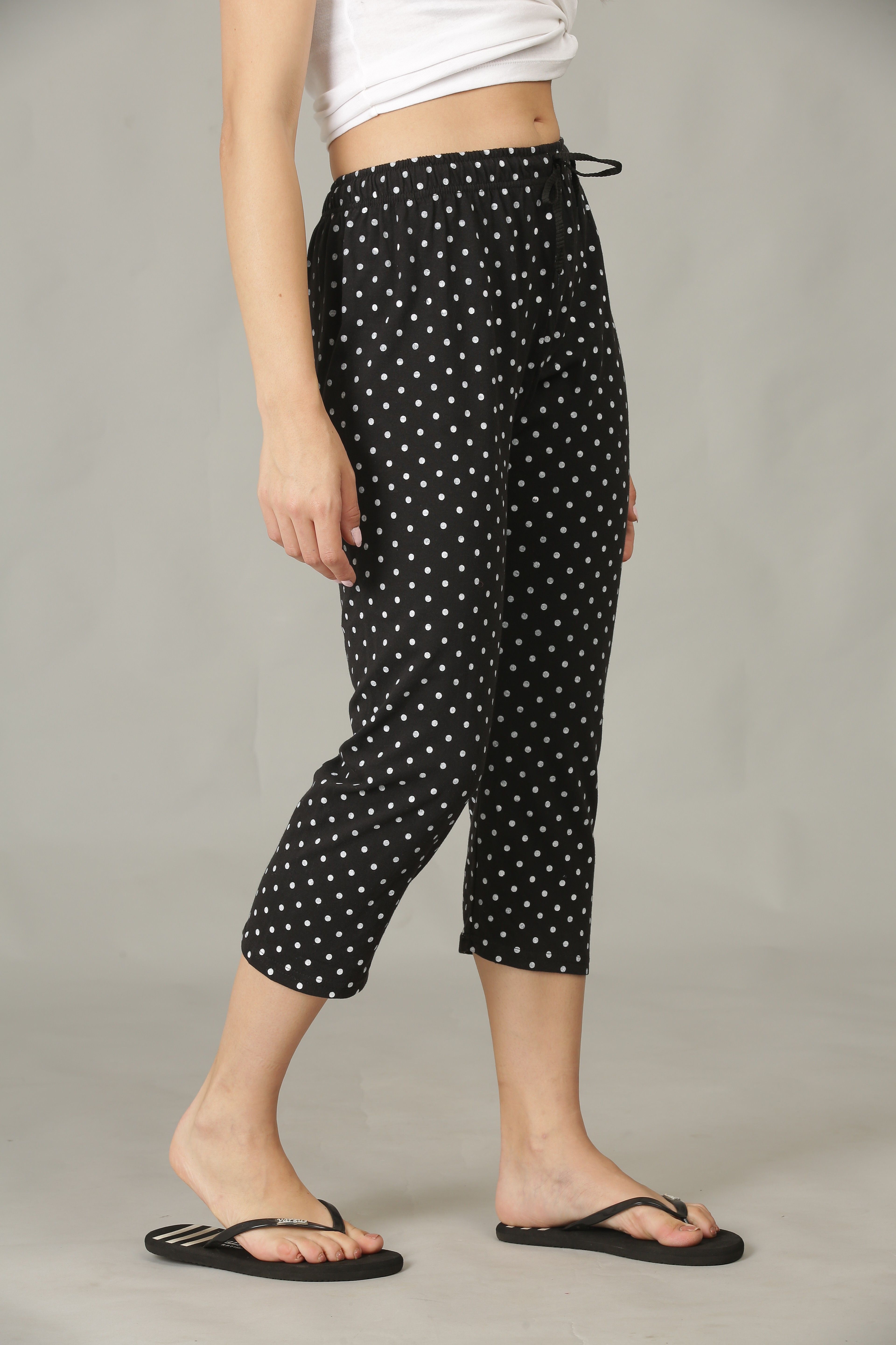 ddaspration Women Black Capri-picture-10