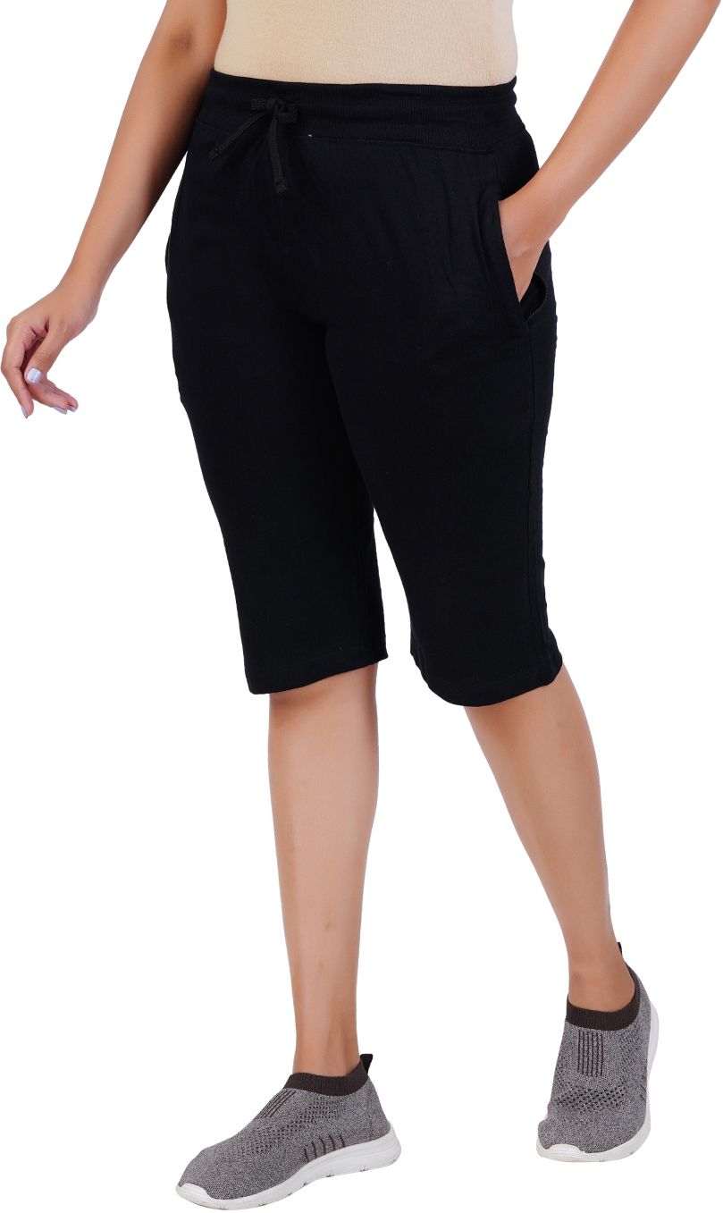 Women Black Capri