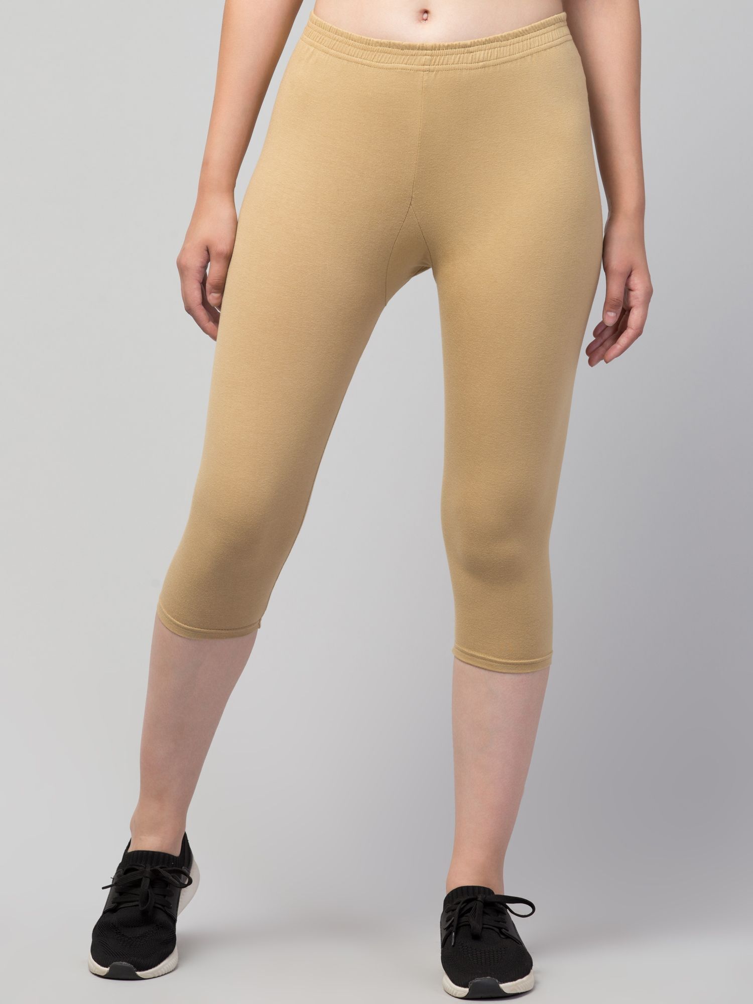 klowtcotrend Women Beige Capri-picture-16