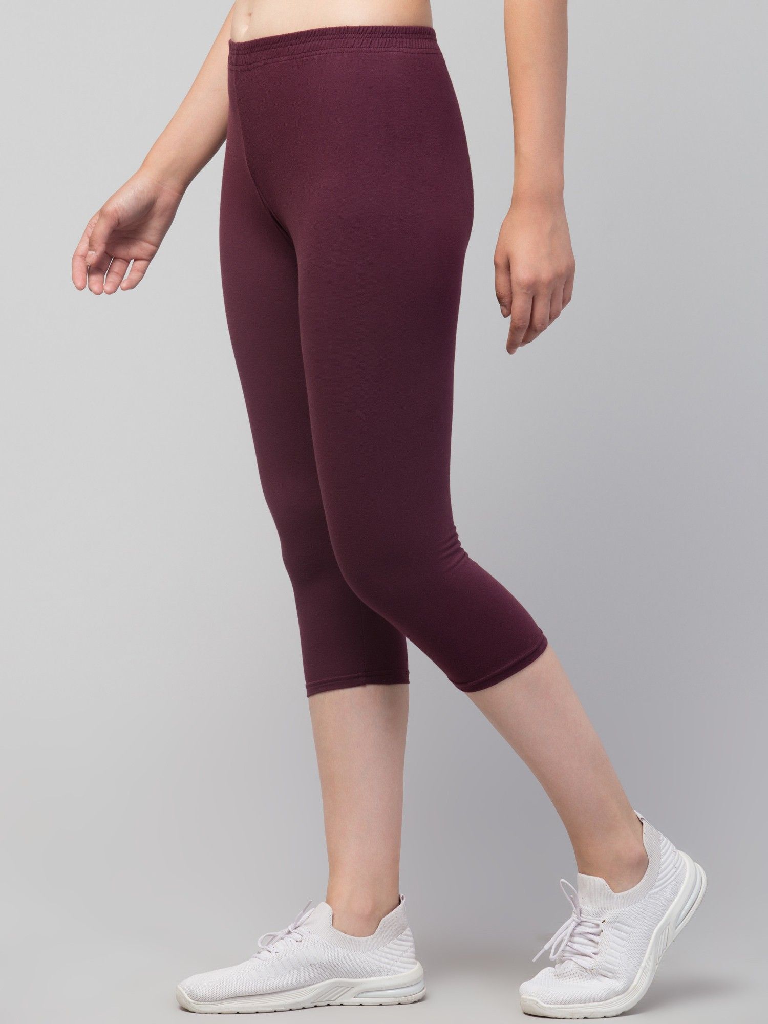 klowtcotrend Women Purple Capri-picture-30