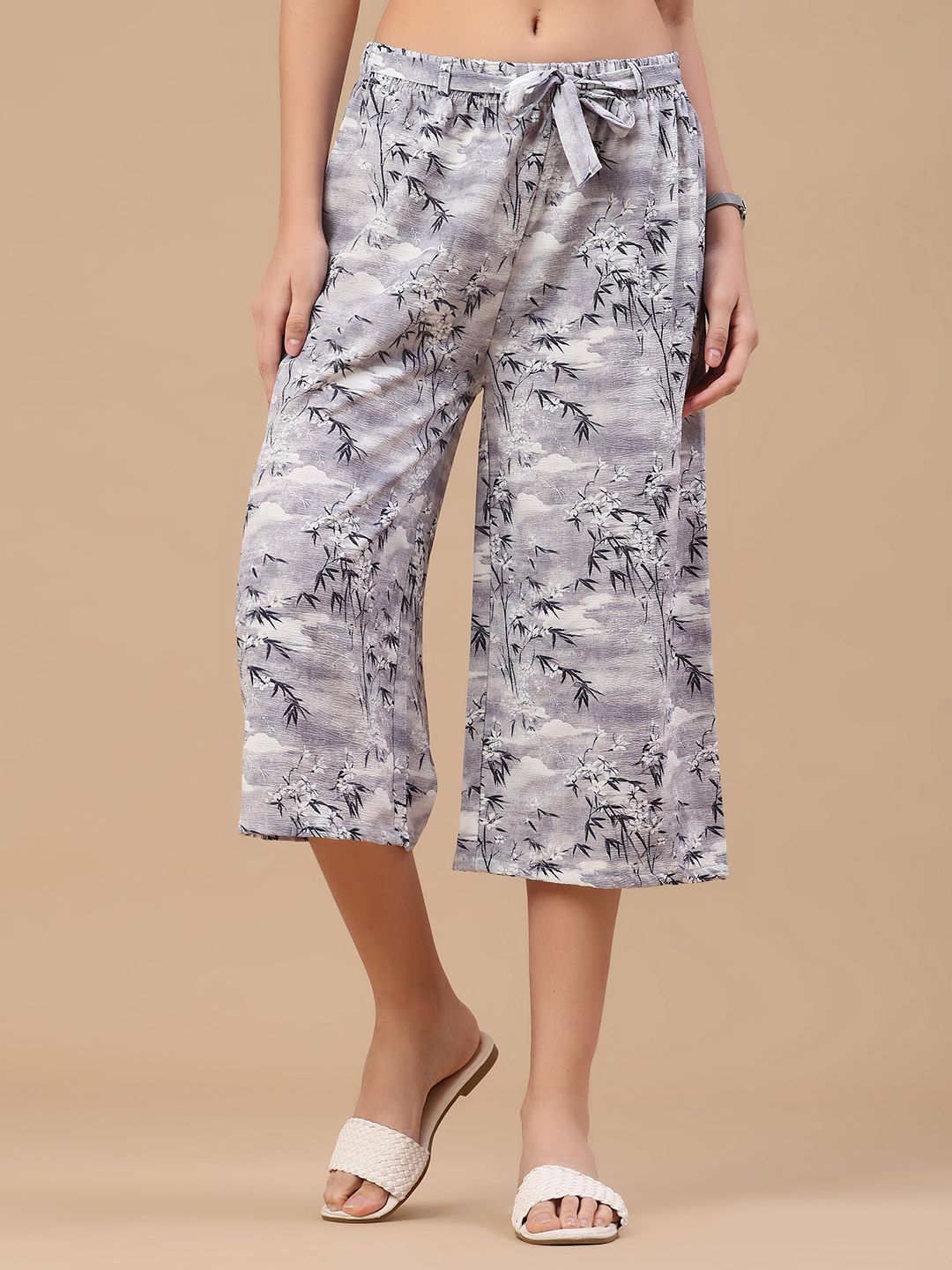 v-mart Women Grey Capri-picture-18