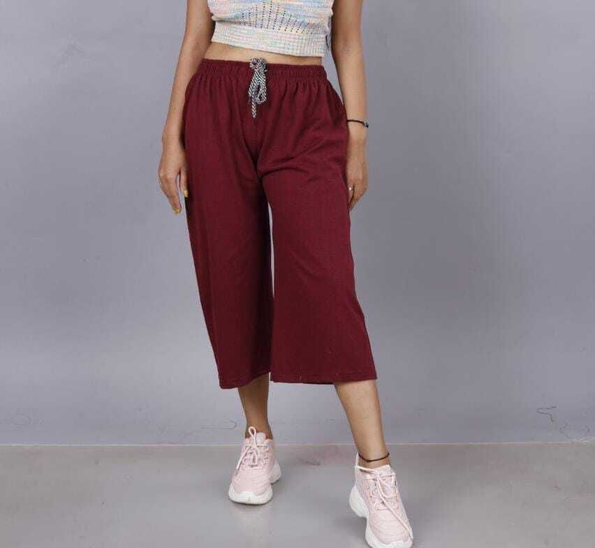 Women Maroon Capri