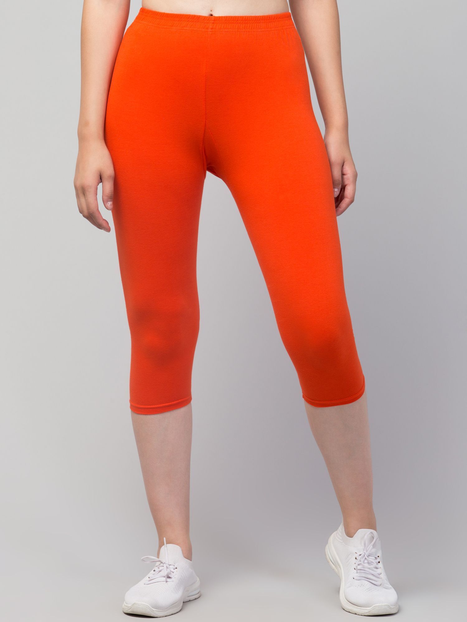 klowtcotrend Women Orange Capri-picture-39