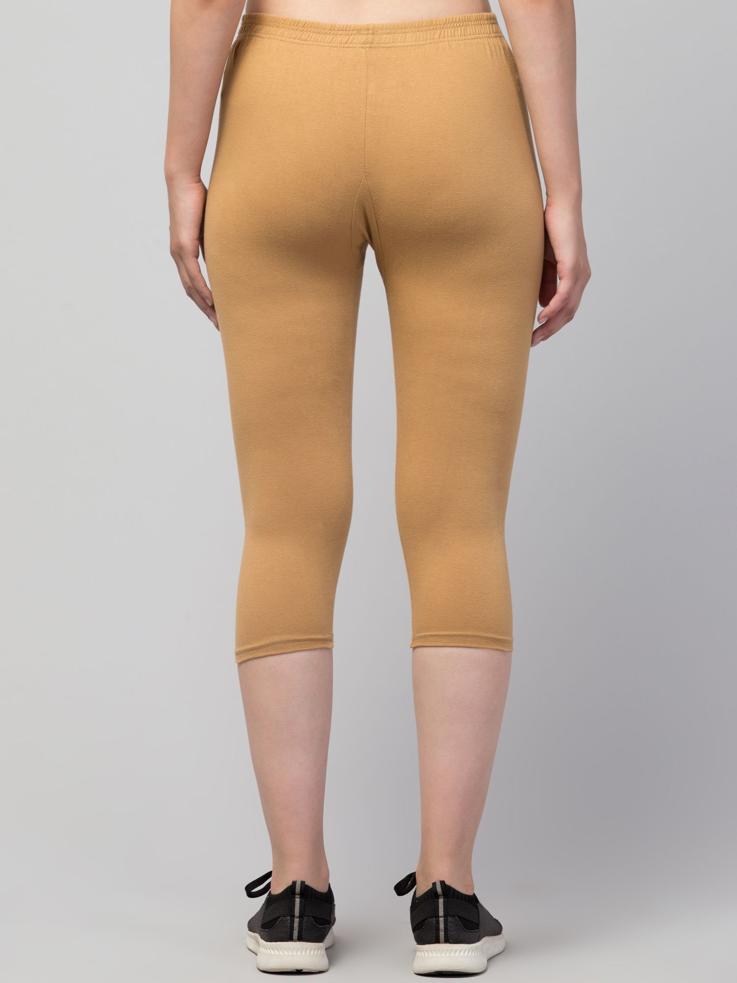 klowtcotrend Women Beige Capri-picture-17