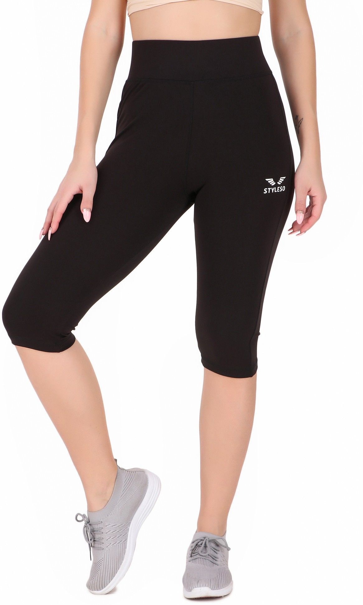 Women Black Capri-image-10
