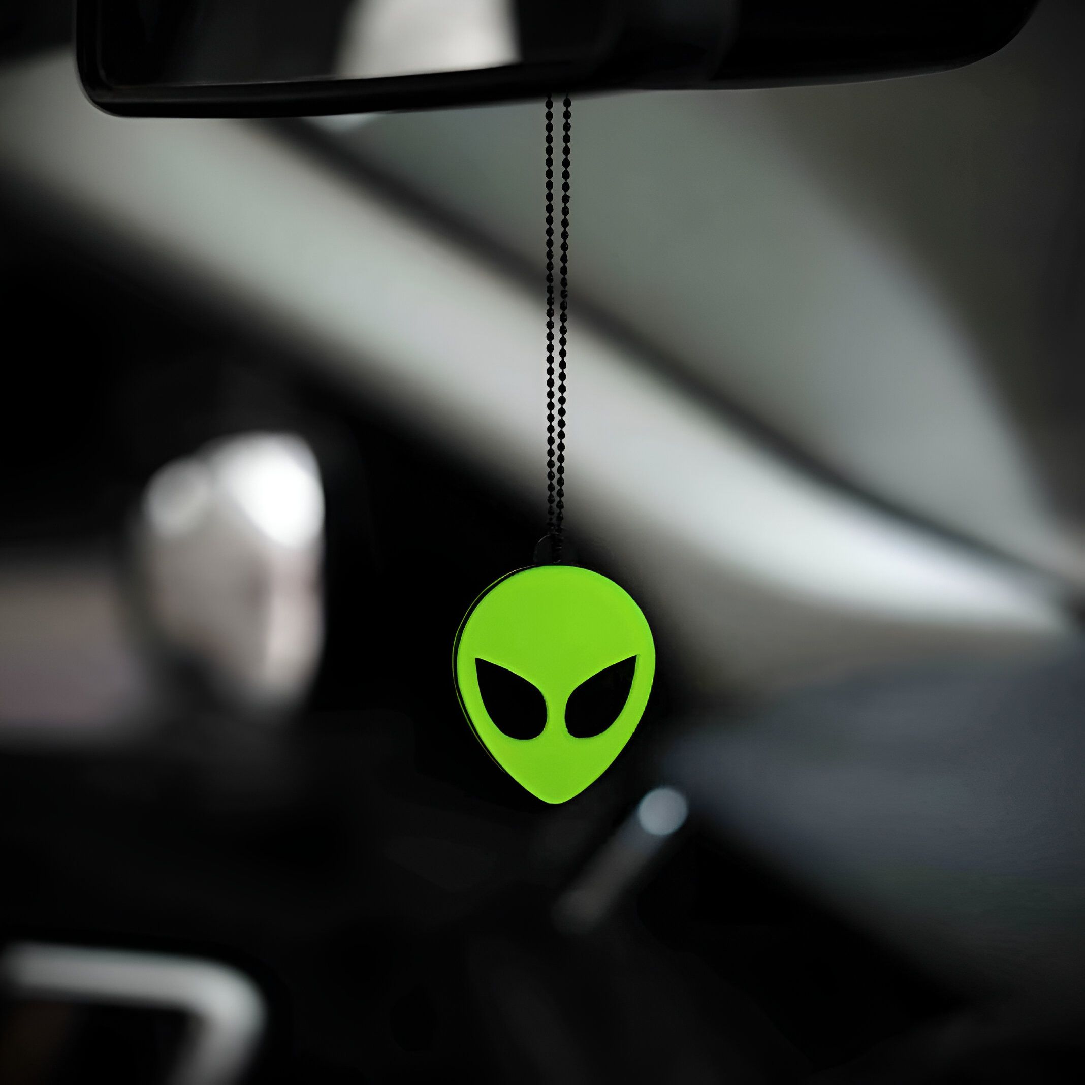 Premium ALIEN FACE 3D Green fluorescent car Mirror Hanging with Metal Chain Car Hanging Ornament