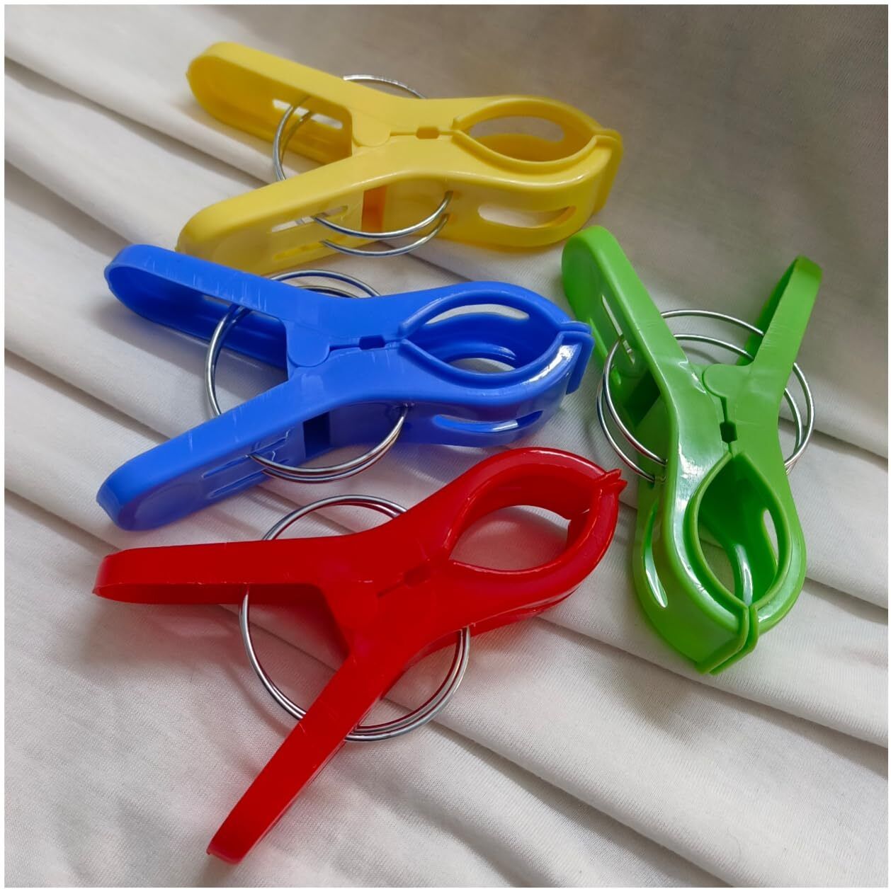 urbanware Pack Of 4 Women Shapees SAREE PRE PLEATING CLIPS BIG PEGS FOR PRE PLEATING SAREE Plastic Cloth Clips-picture-10