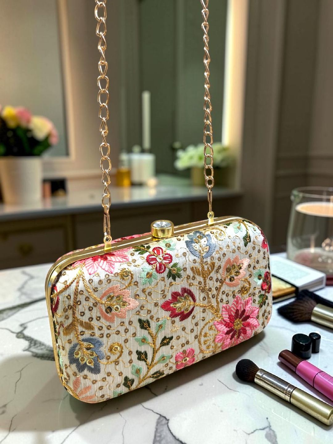 harboi Party Beige Clutch-picture-23
