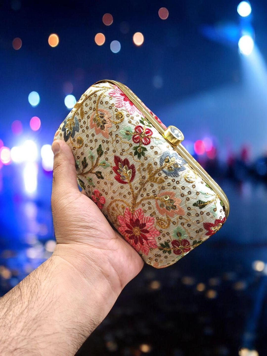harboi Party Beige Clutch-picture-25