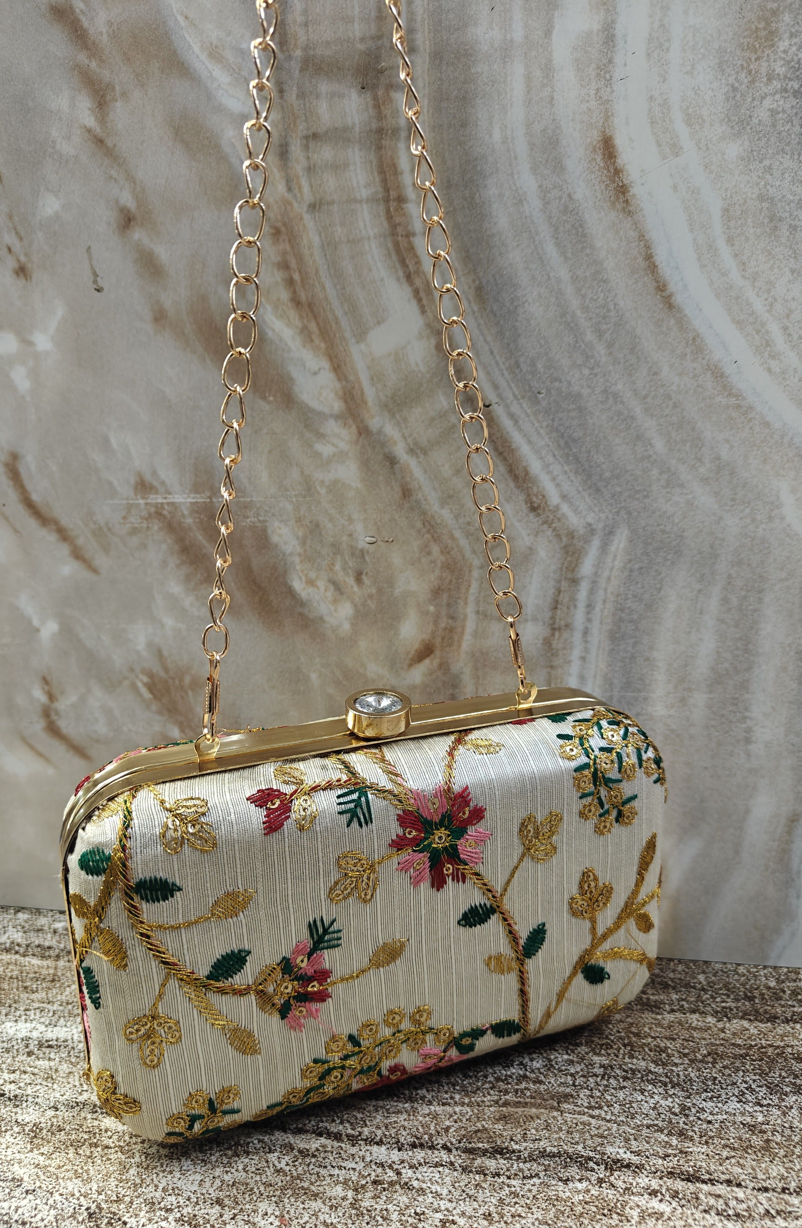harboi Party Beige Clutch-picture-30