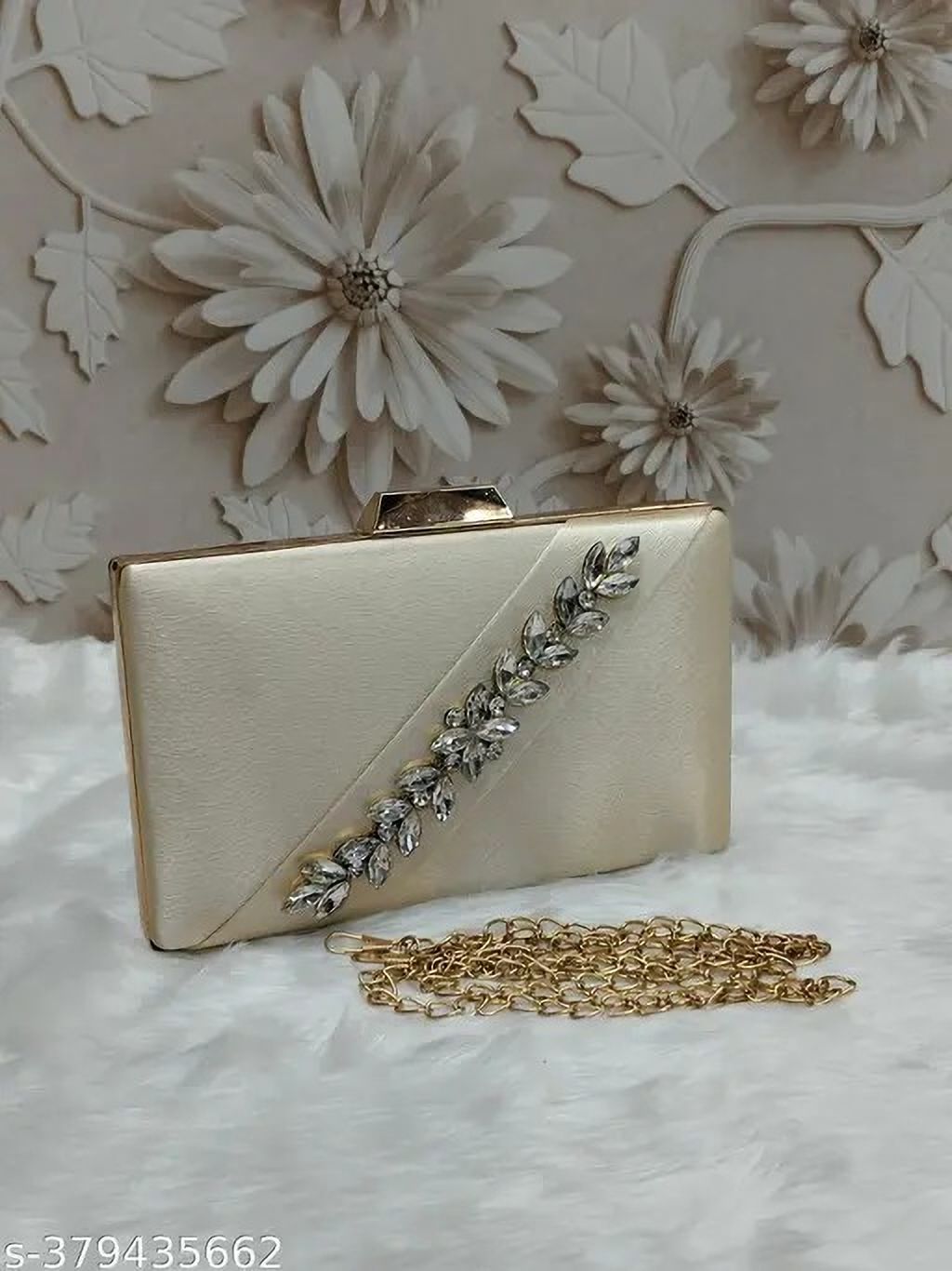 mafs Party White Clutch-picture-17