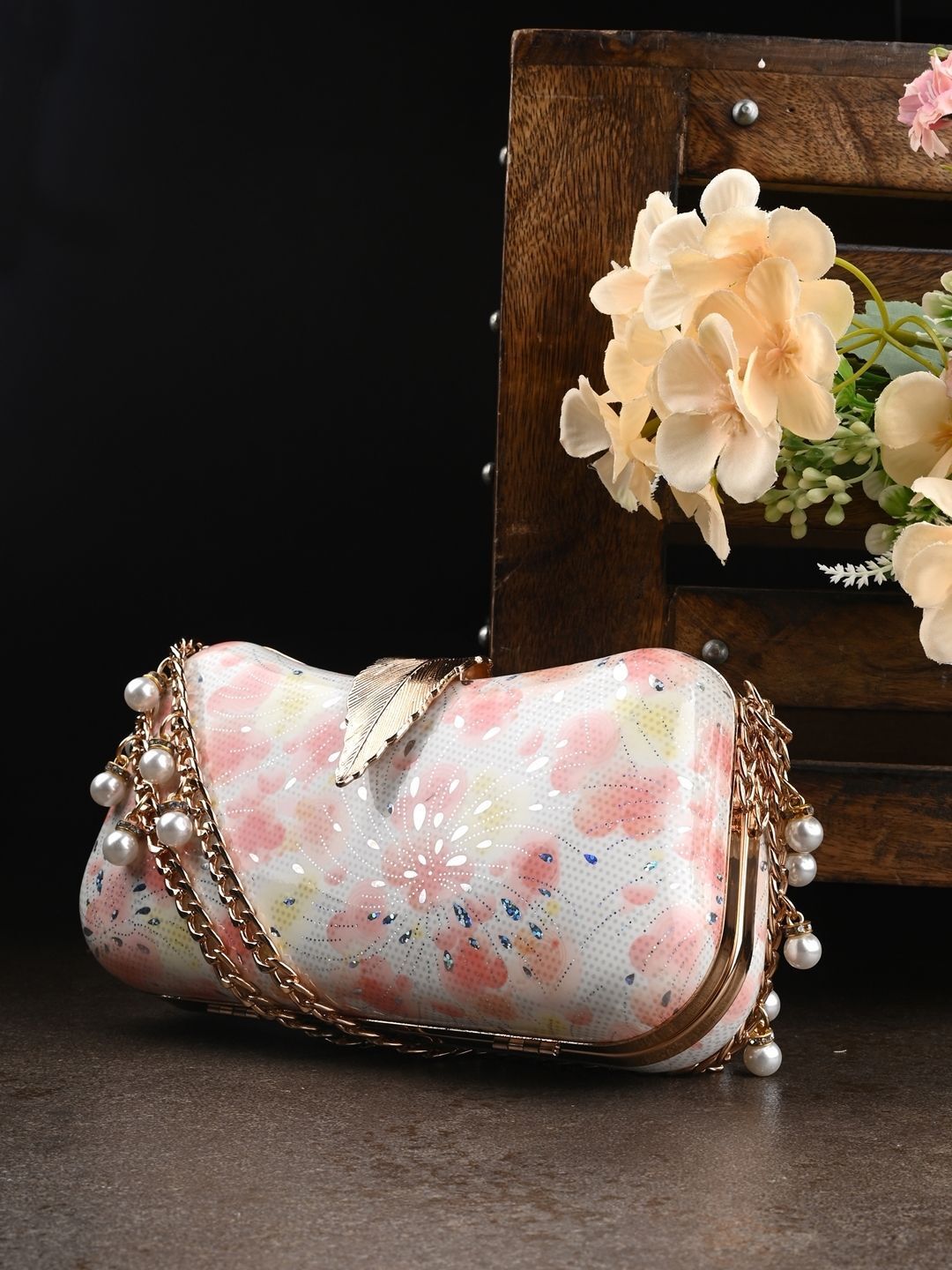 tooba handicraft Party White Clutch-picture-28