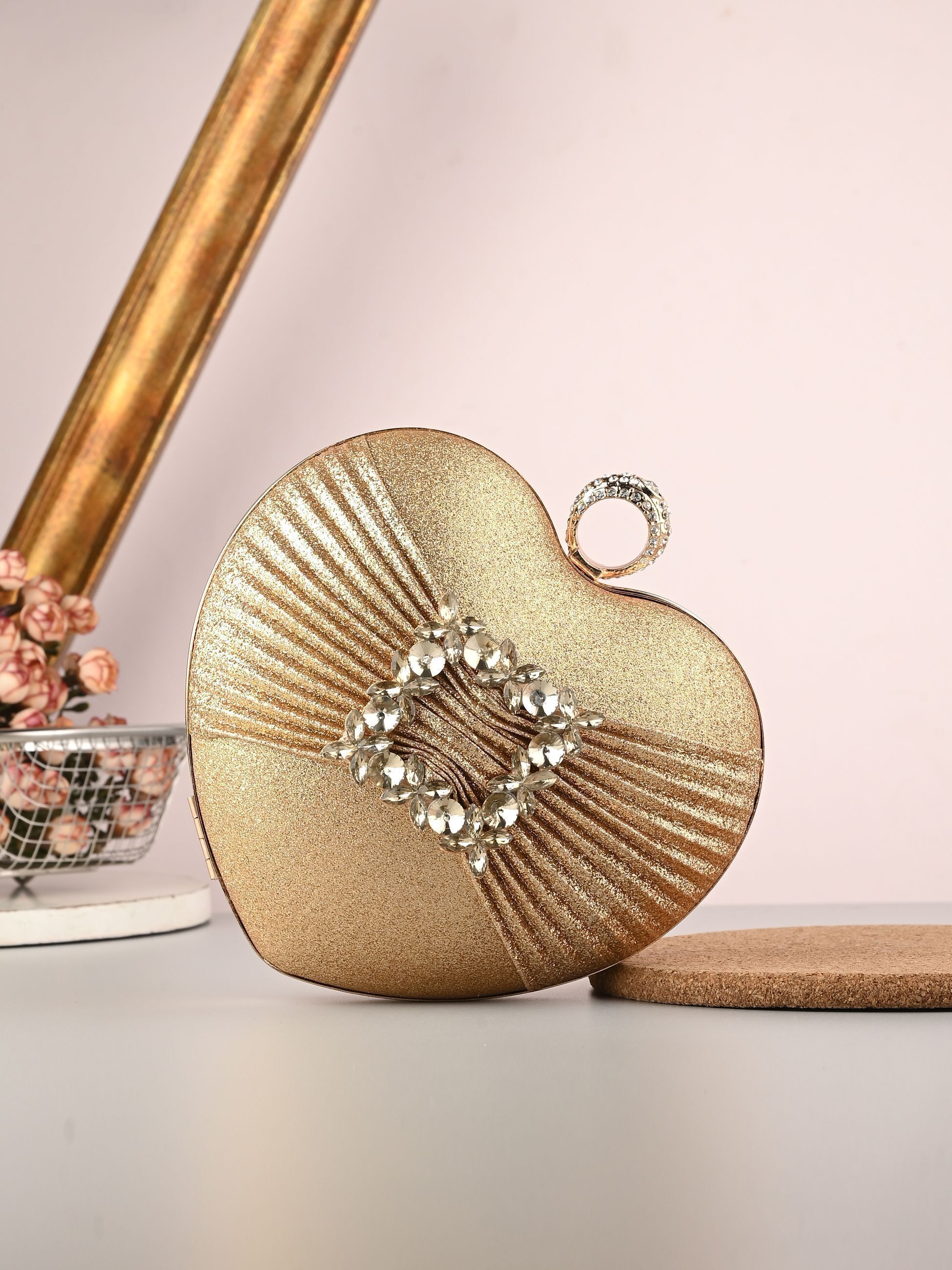 tooba handicraft Party Gold, Cream, White Clutch-picture-42