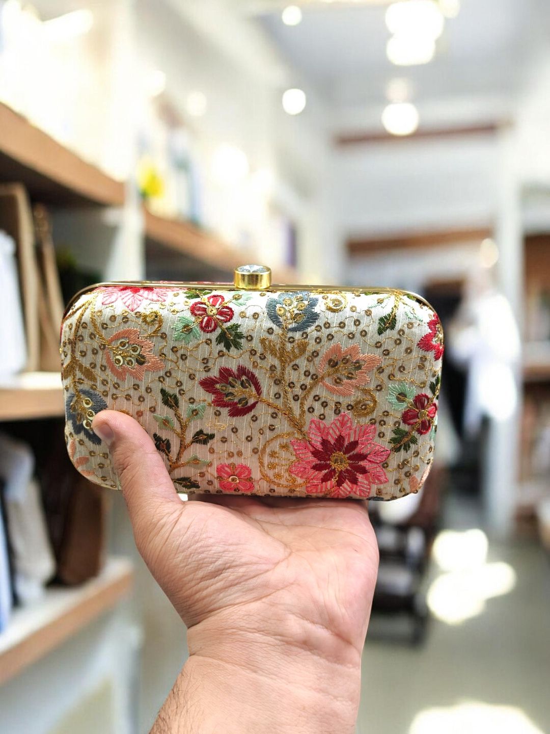 harboi Party Gold Clutch-picture-11