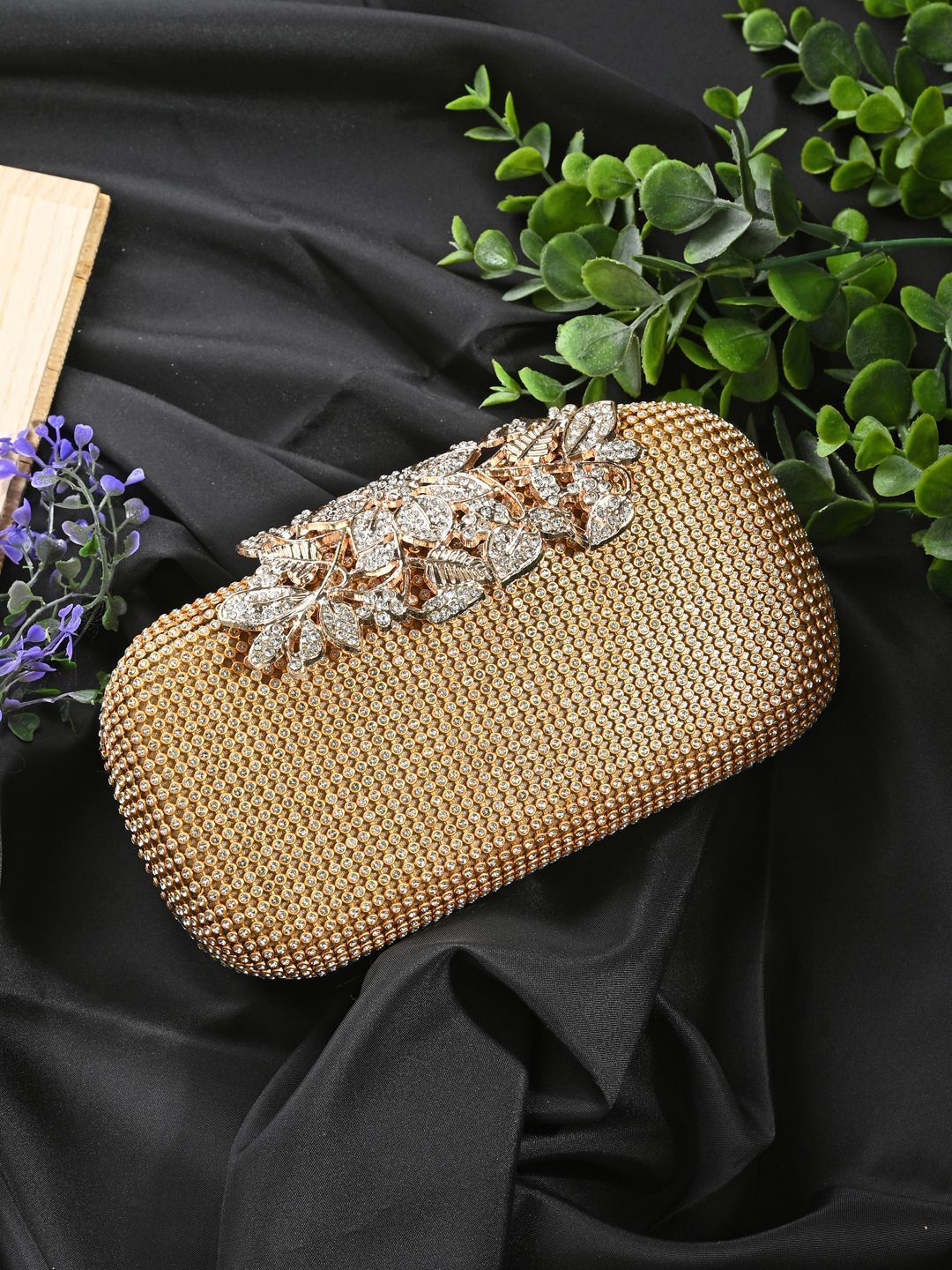 tooba handicraft Party Gold Clutch-picture-14