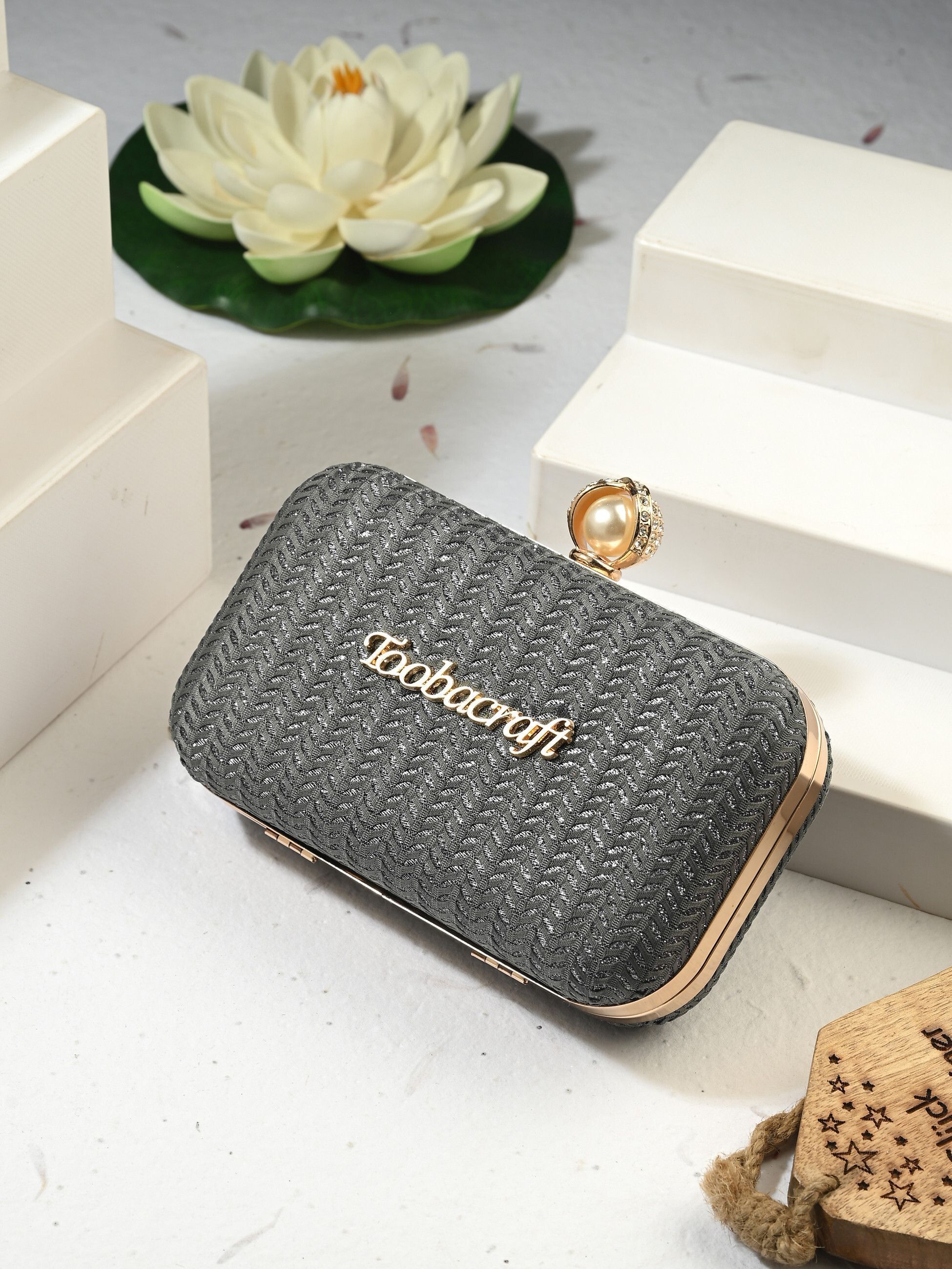 tooba handicraft Party Grey Clutch-picture-13