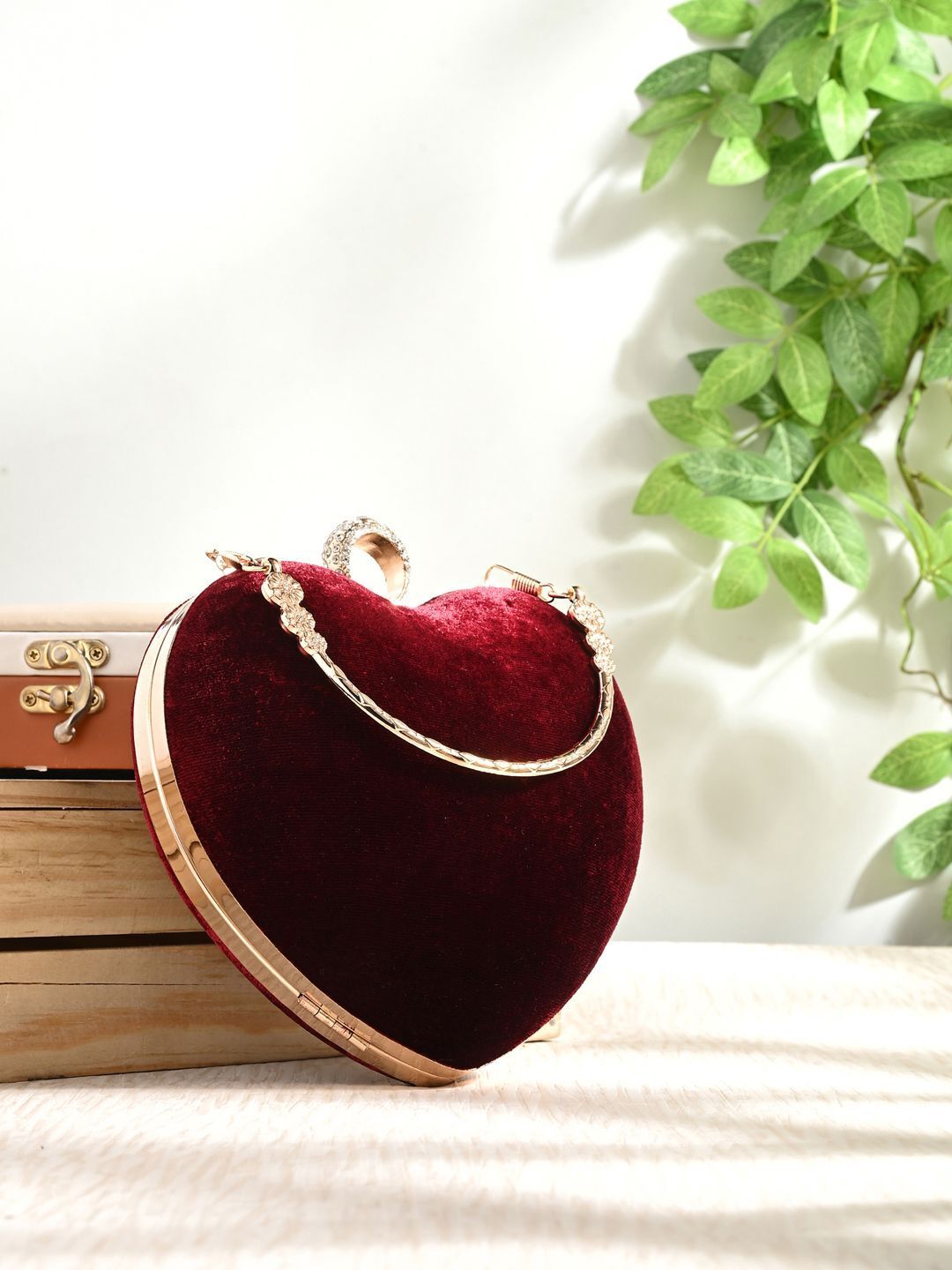 tooba handicraft Party Maroon Clutch-picture-16