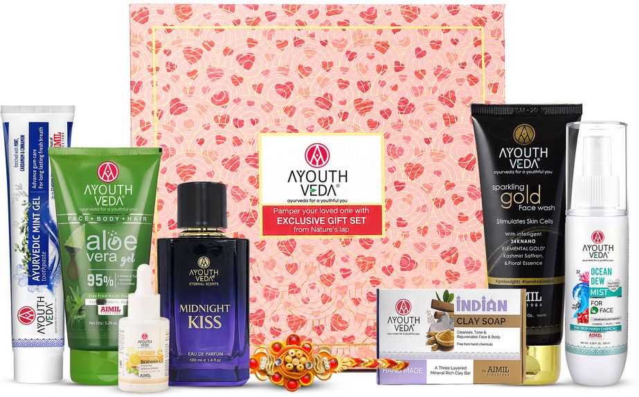 ayouthveda Rakhi luxe grooming kit for Her-picture-3
