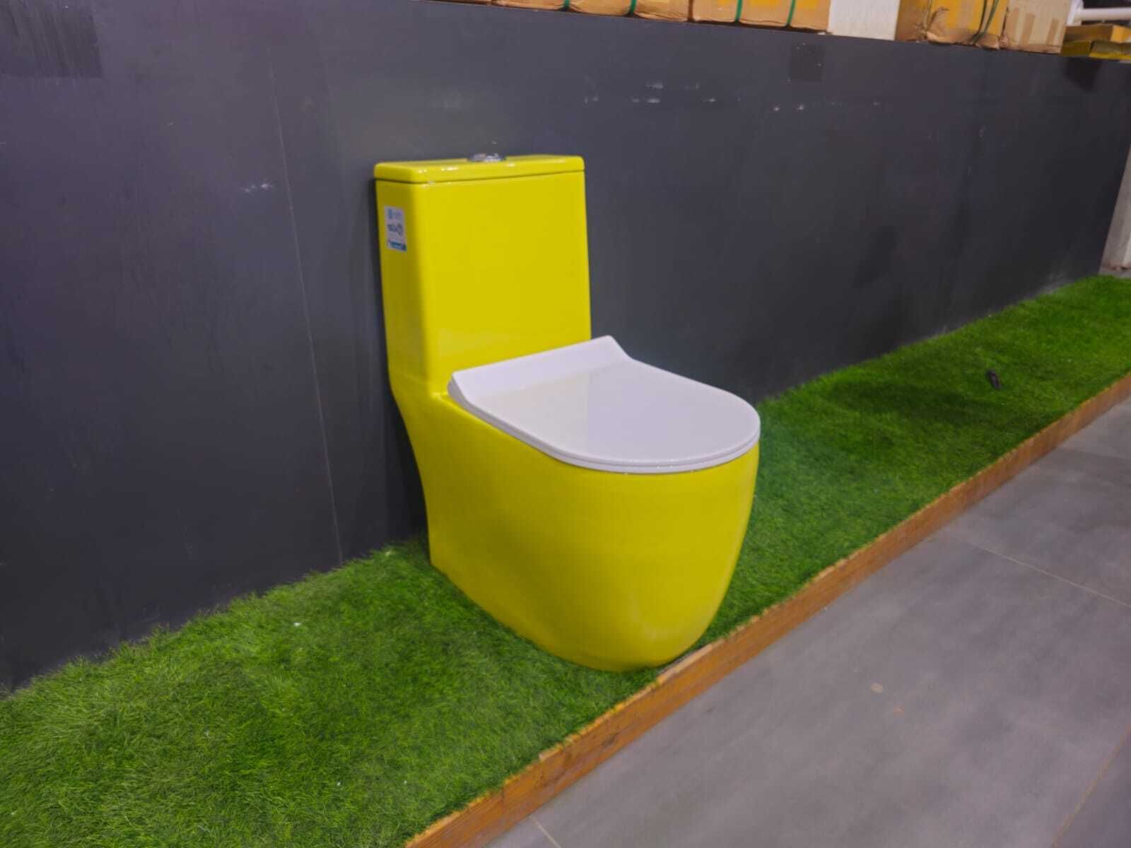 Premium Quality Light Yellow Western Toilet/Water Closet/Commode With Soft Close White Toilet Seat Cover With Round Flush Button Western Commode-image-35