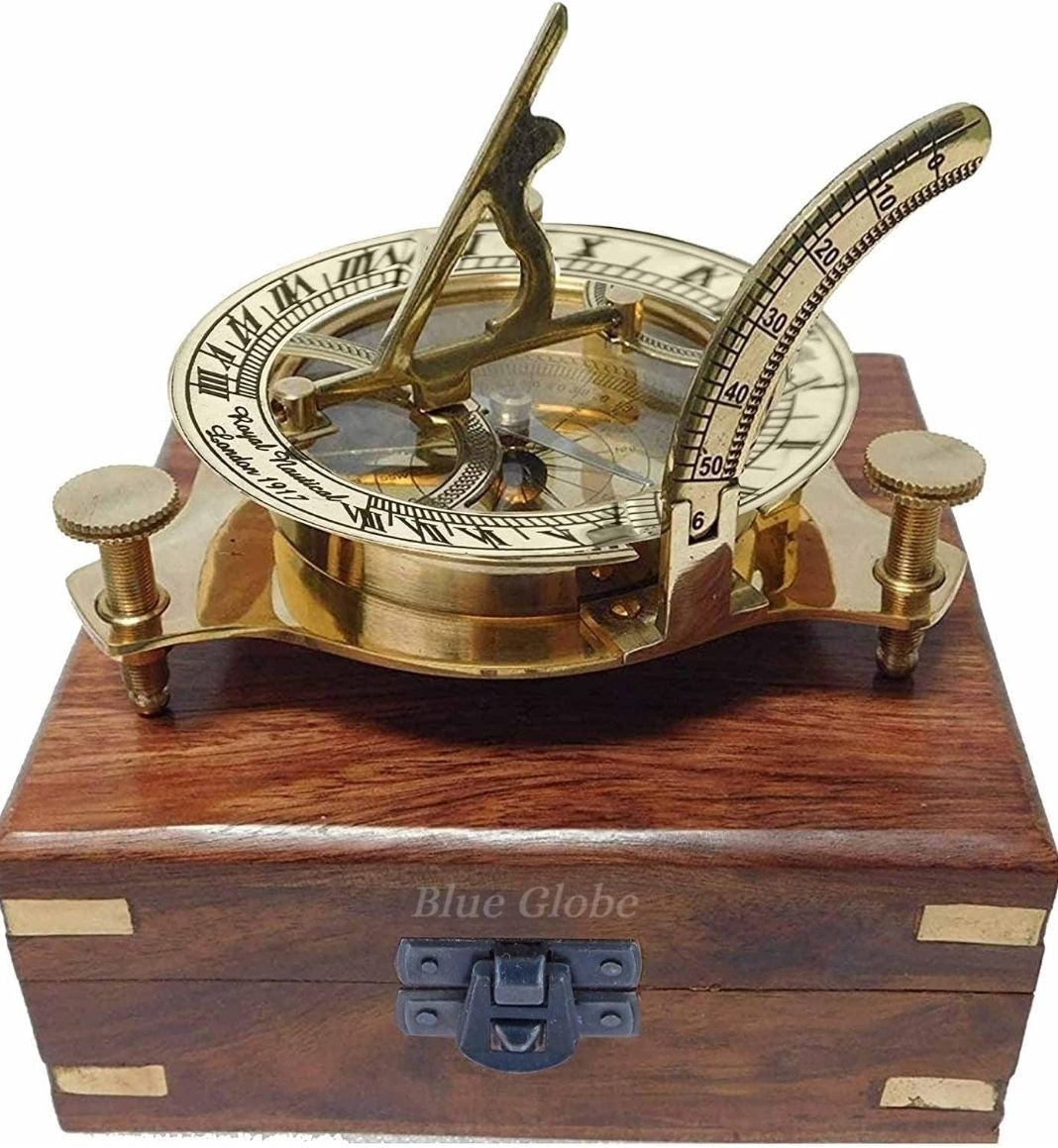 auntiqueindia Brass campass with wooden box Compass-picture-41