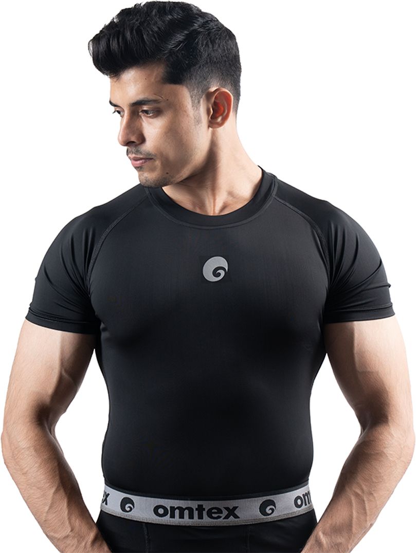 Core Compression Half Sleeve T-Shirt For Men,T-Shirt for Gym & Sport- Black - M Men Compression-image-3