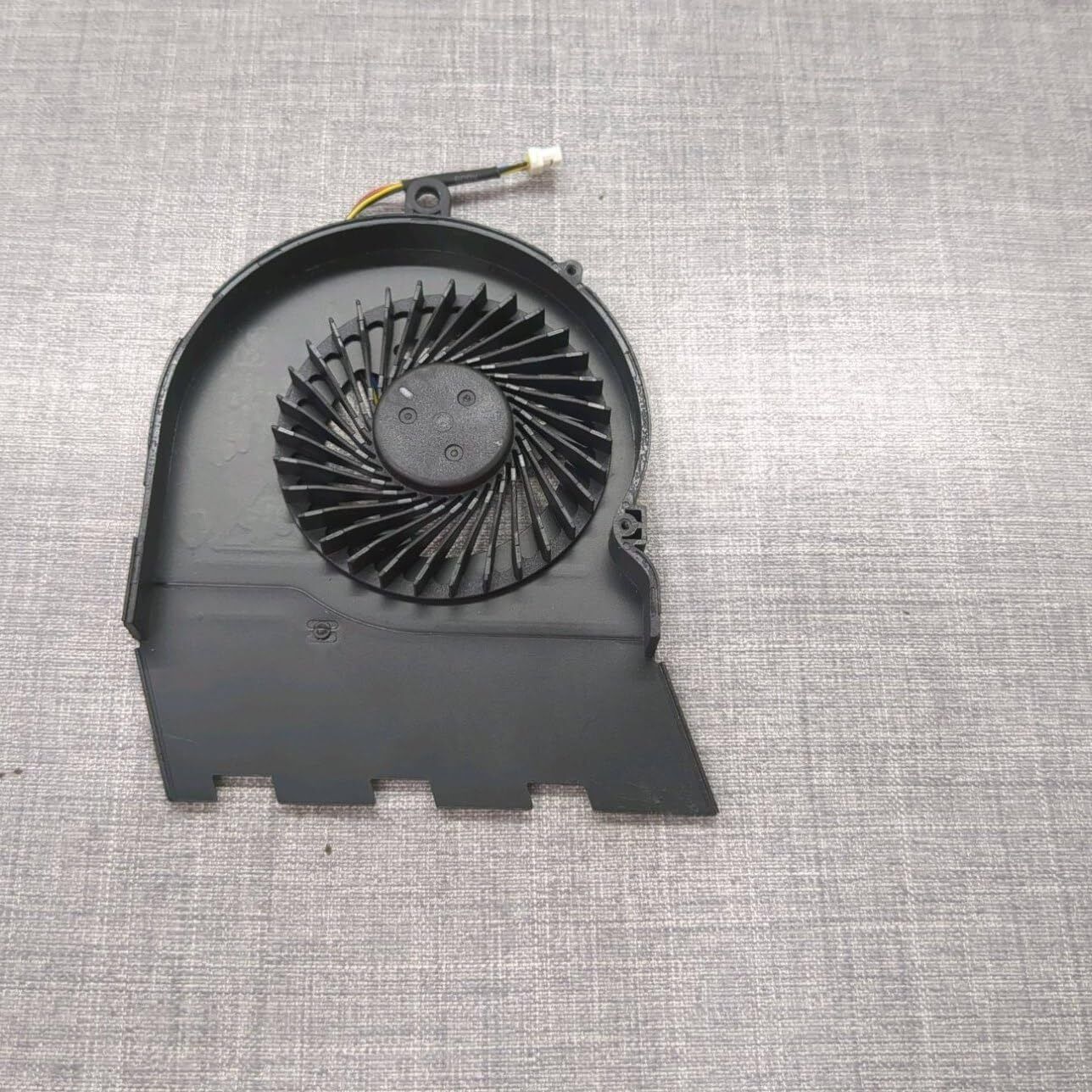 MaxLapes 15G 5565 5567 17-5767 P/N T6X66 Cooling Pad-image-1