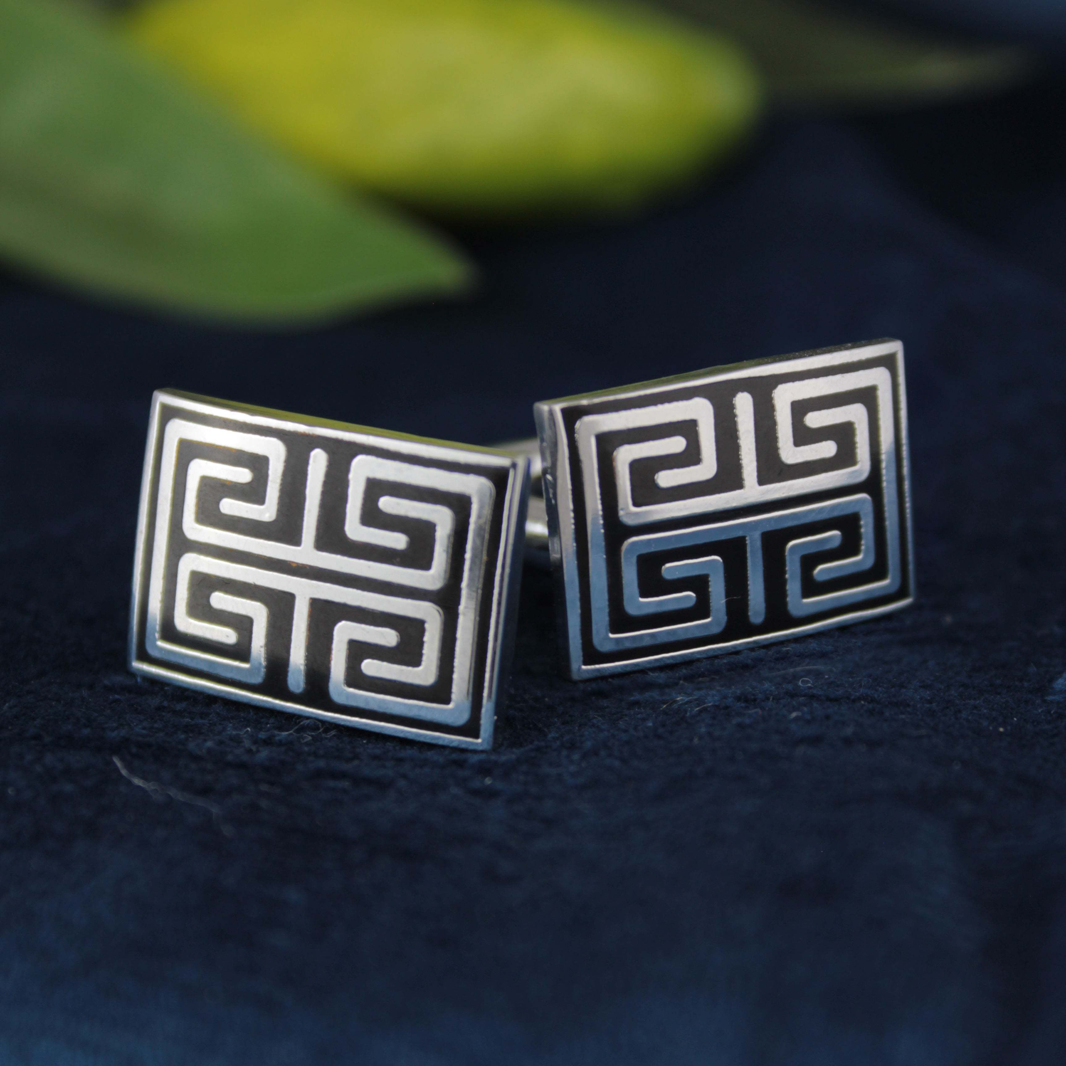 Kavove Metal Cufflink-image-28