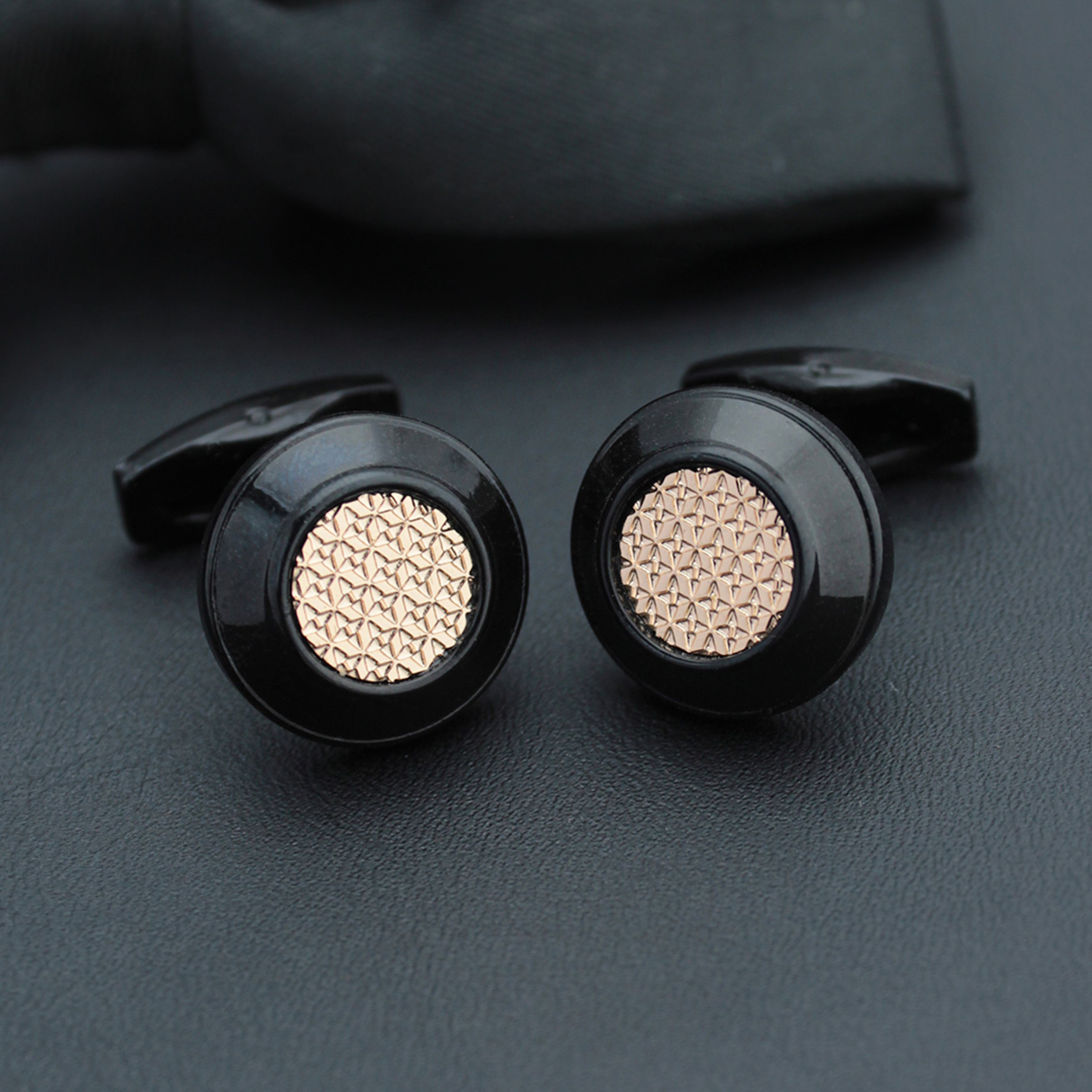 Kavove Metal Cufflink-image-13