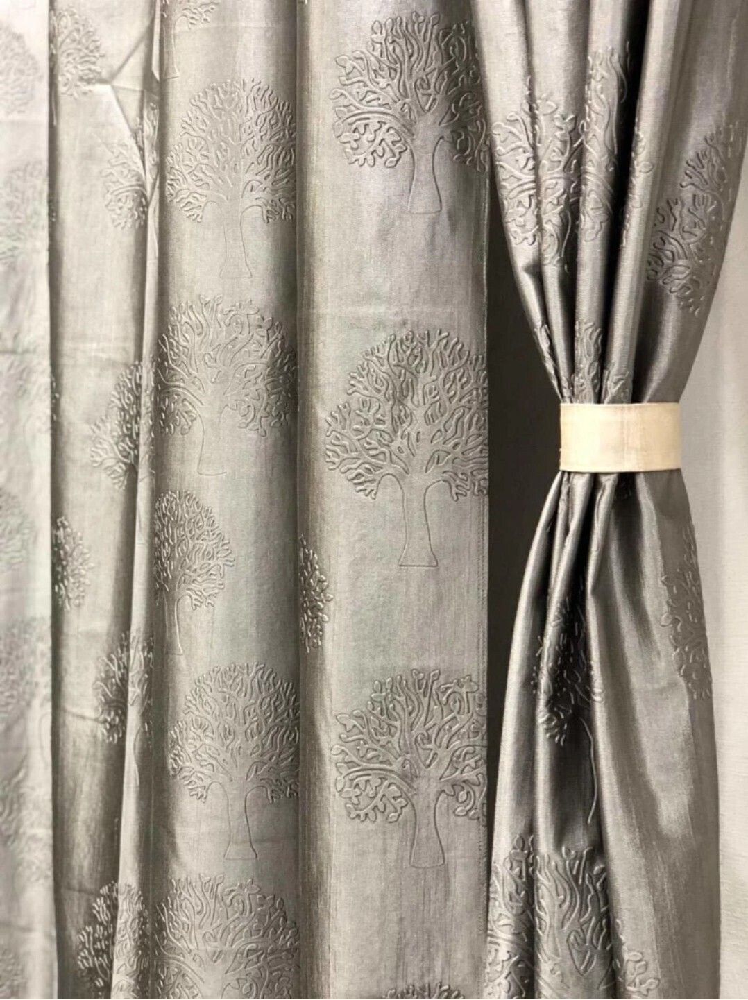 dtodexpress 213.3 cm (7 ft) Polyester Room Darkening Door Curtain (Pack Of 2)-picture-10