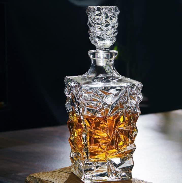 red-rubby Diamond Glass Whisky Decanter 750 ml with Crystal Square Stopper Vodka, Wine, Brandy, Rum, Liquor Decanter-picture-31