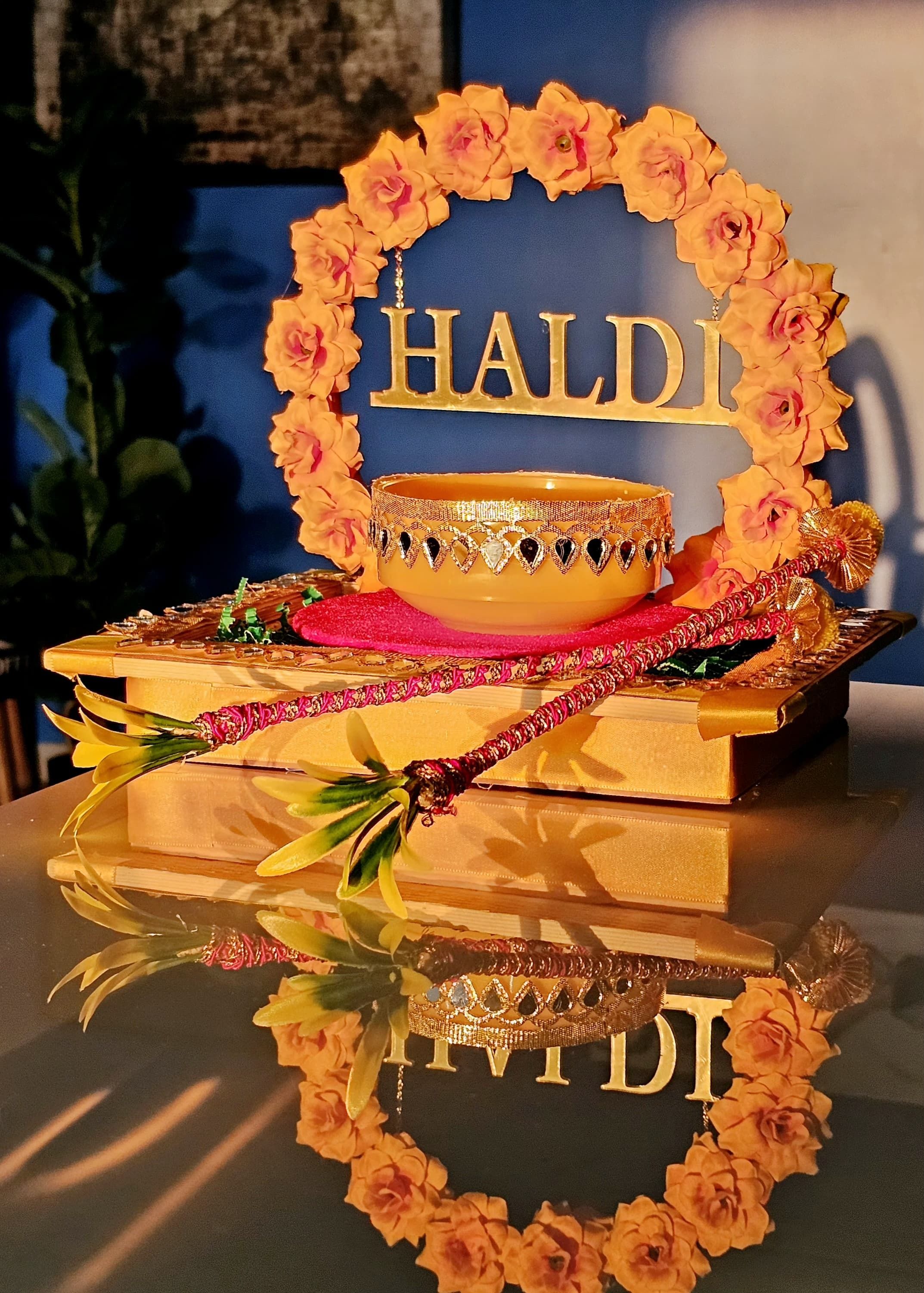 1 pc Handcrafted Haldi Platter Holder Round haldi thali-Ideal for shaadi Decor Wood Decorative Platter-image-34