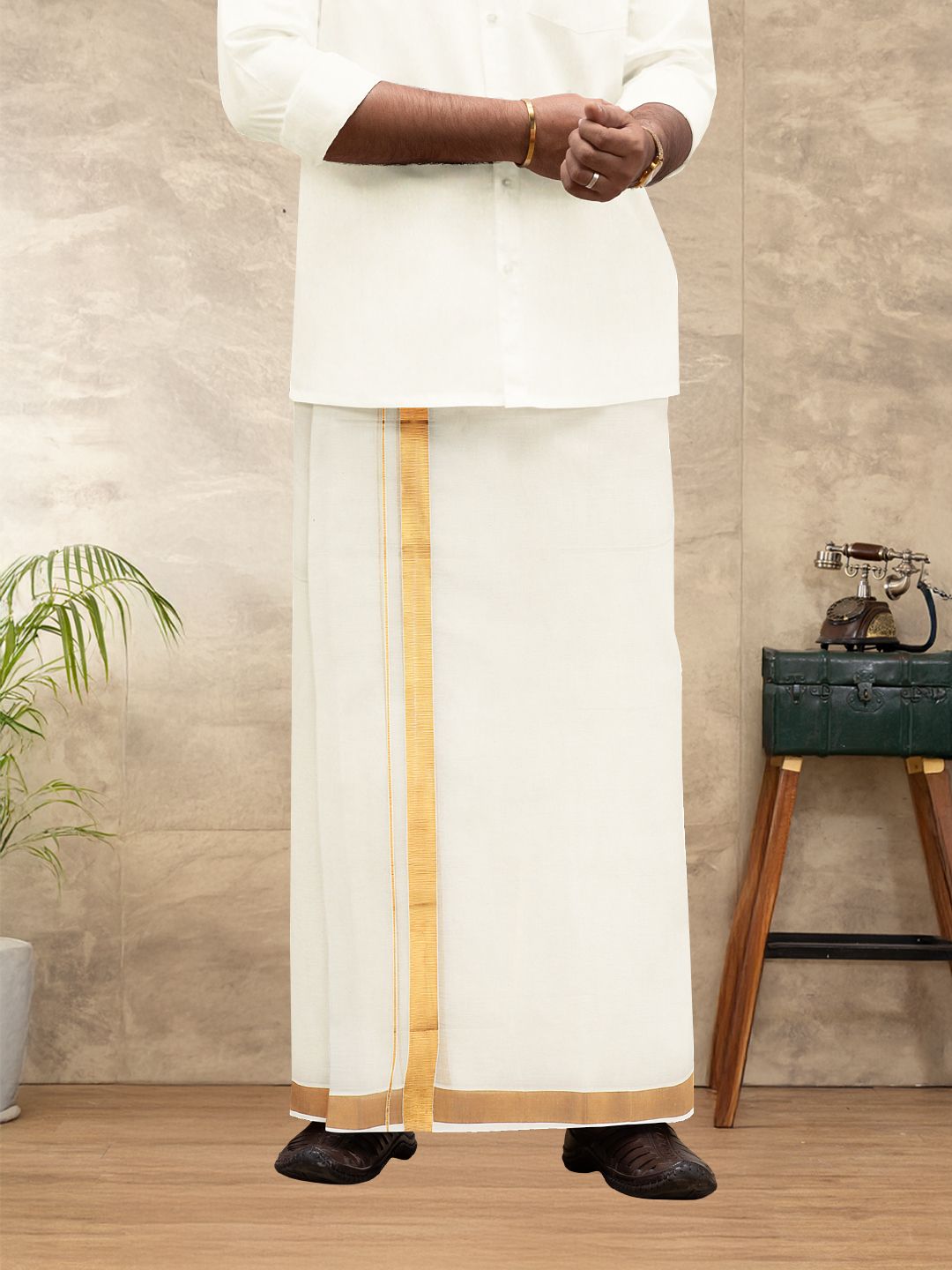 Ramraj Cotton Men Kora Cotton Double Layer Cream Dhoti with Gold Jari Border Mangal Solid Men Dhoti-picture-27