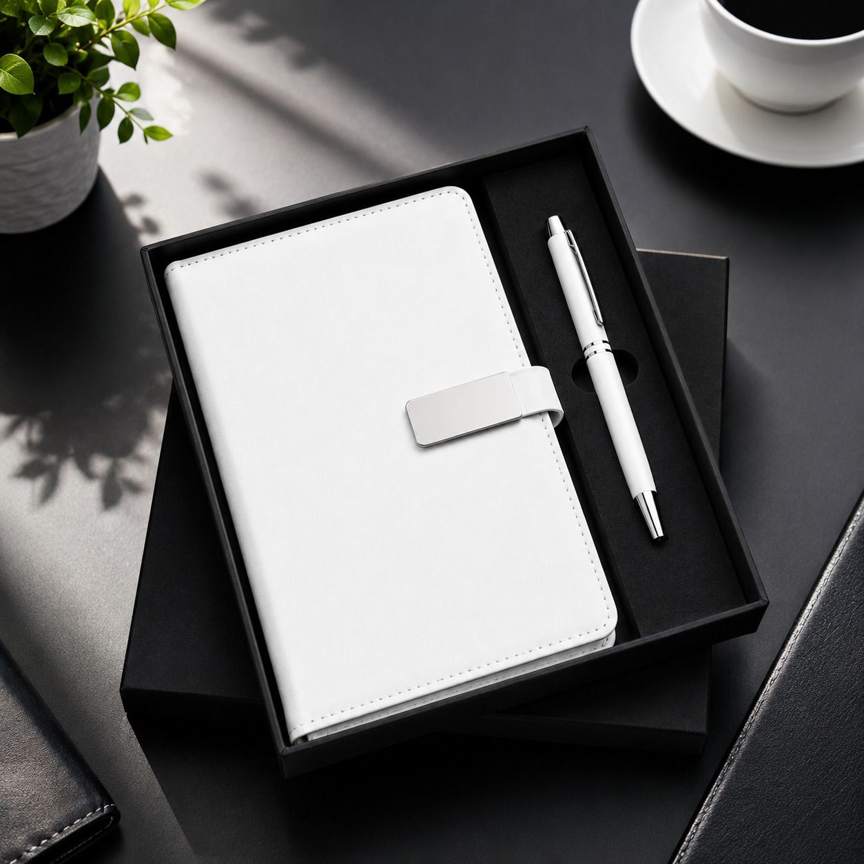 finaro Premium Planner Notebook with Pen Gift Set | A5 PU Leather Diary A5 Diary ruling 192 Pages-picture-1