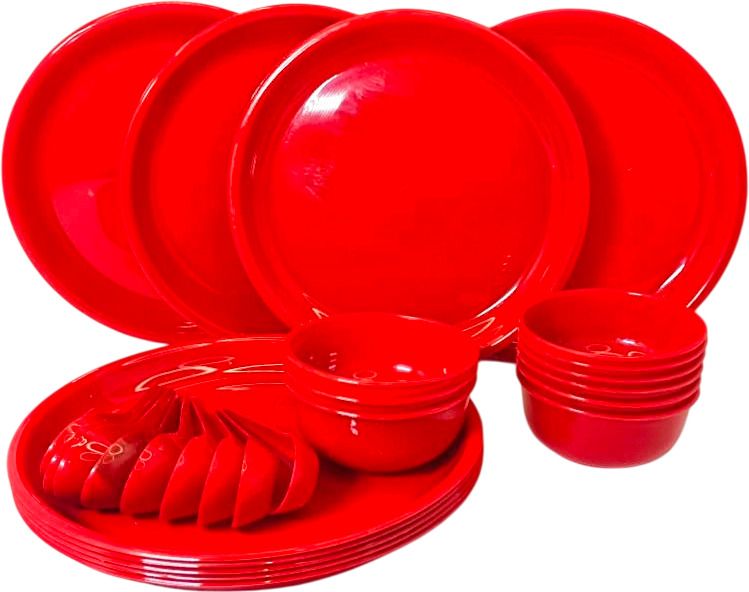 Pack of 18 Plastic Dinner Plates with & Bowls 18 PCS Ideal for Everyday Use, Family Dinner Set