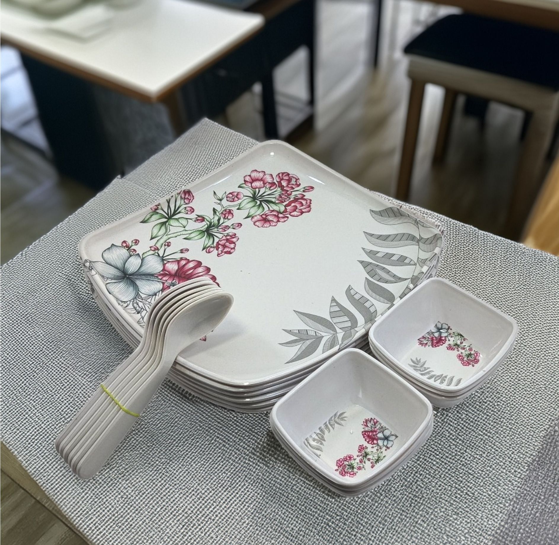 simply serve Pack of 18 Melamin Printed Dinner Set | 6 Full Plates, 6 Bowls & 6 Spoons | Party Home Use Dinner Set-picture-41