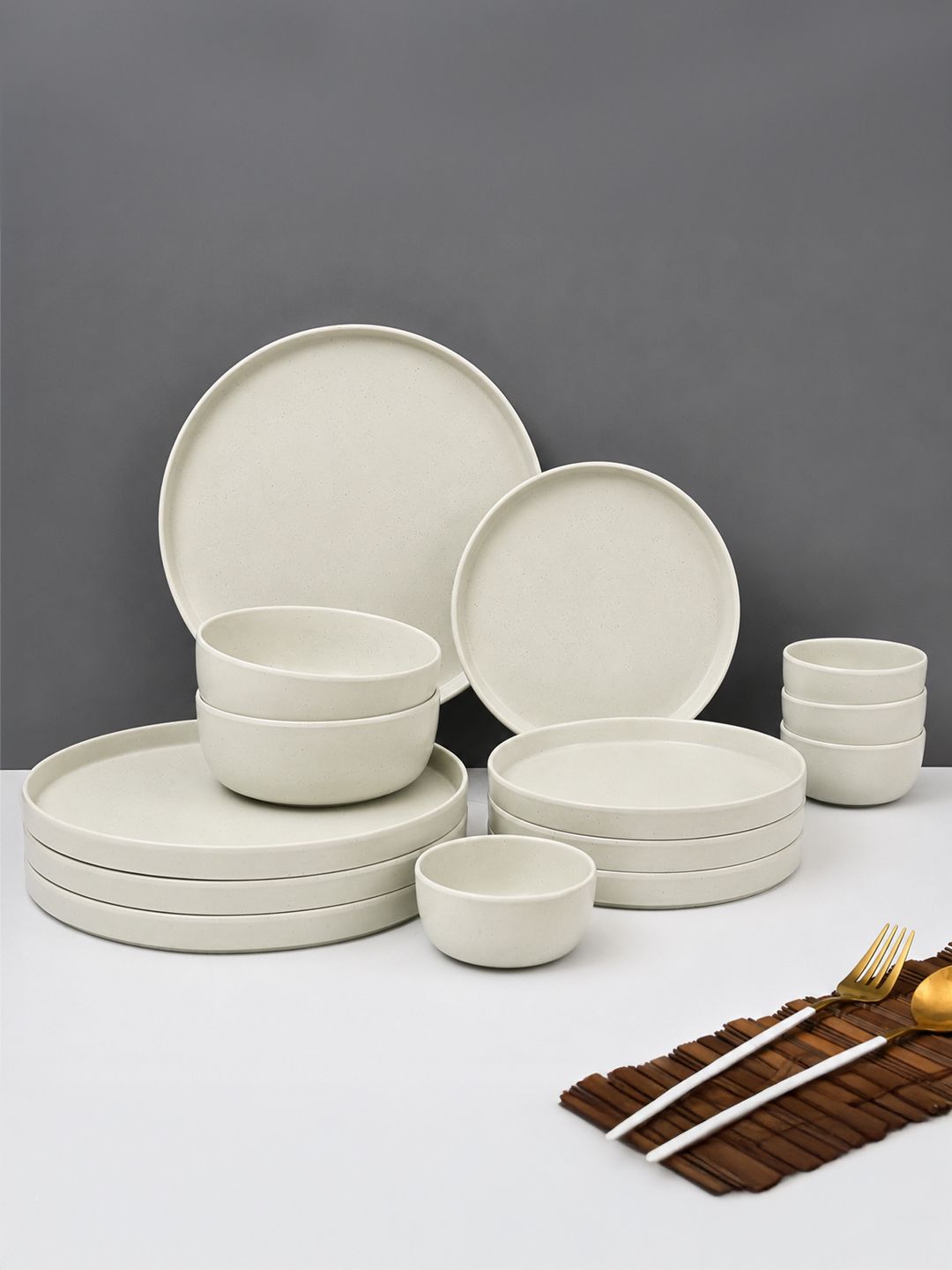 Pack of 14 Melamin Pastel Green Matte Melamine Dinner Set of 14 Pieces Dinner Set-image-46