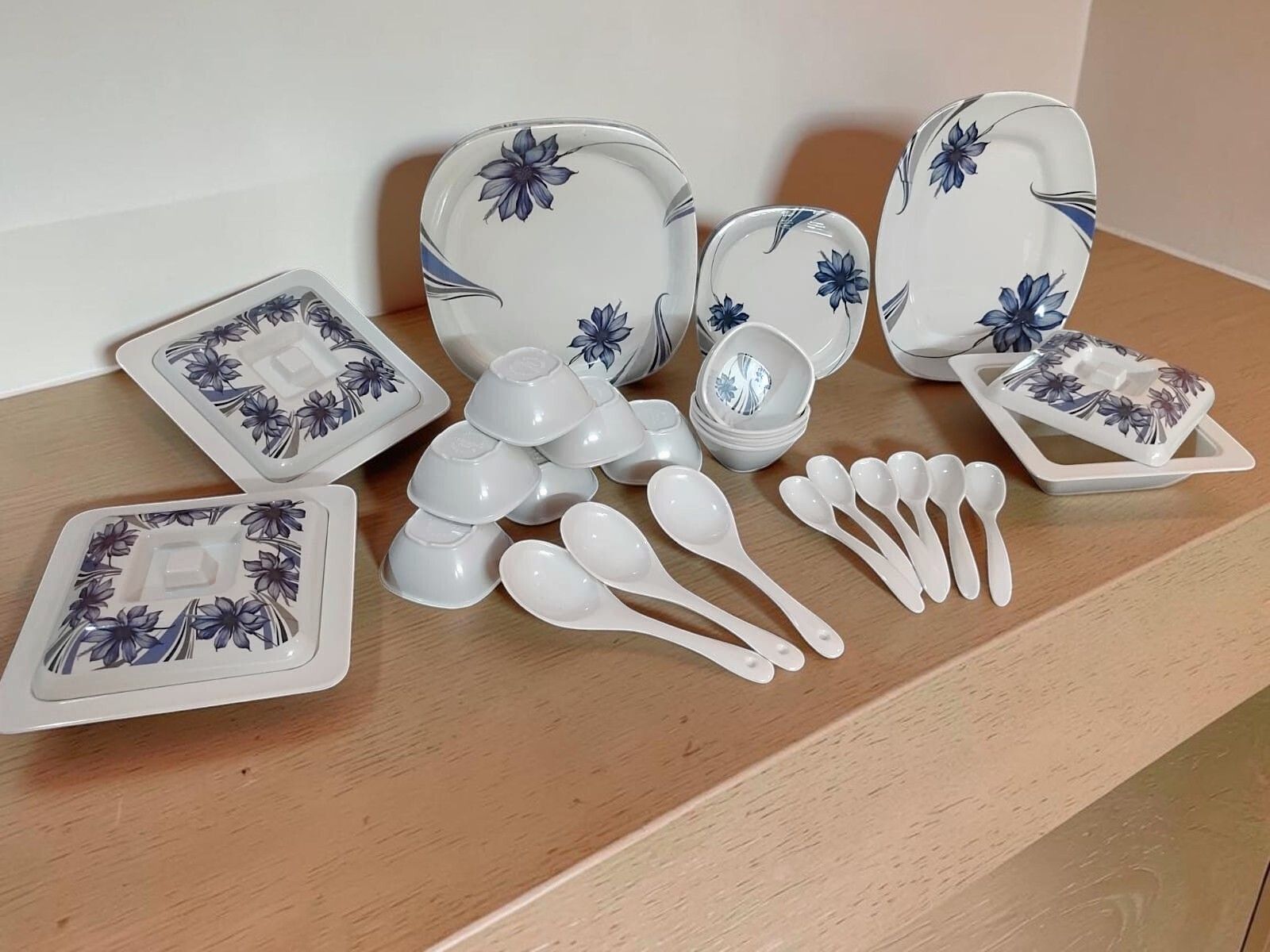 Melamin Pearl Royal Blue Blossom Dinner Set-image-39