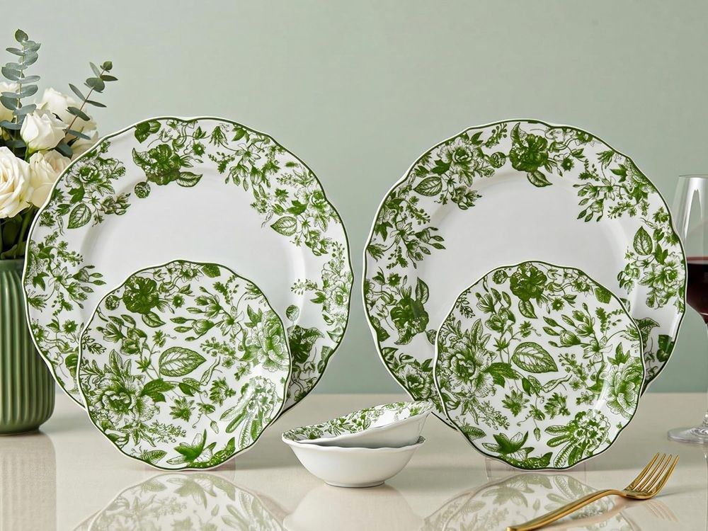 Porcelain Dinner Set-image-19