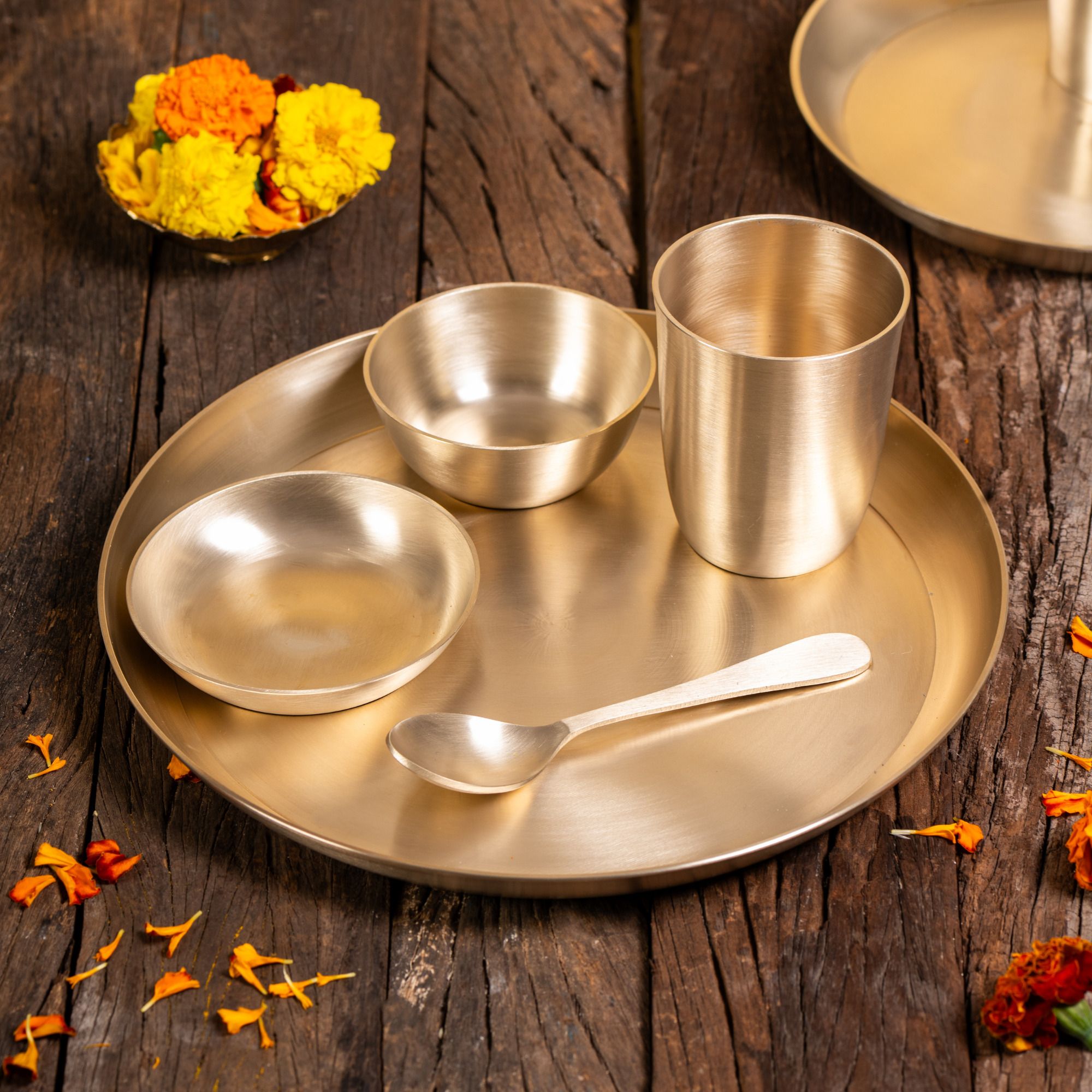 Pack of 5 Bronze Dinner Set-image-36