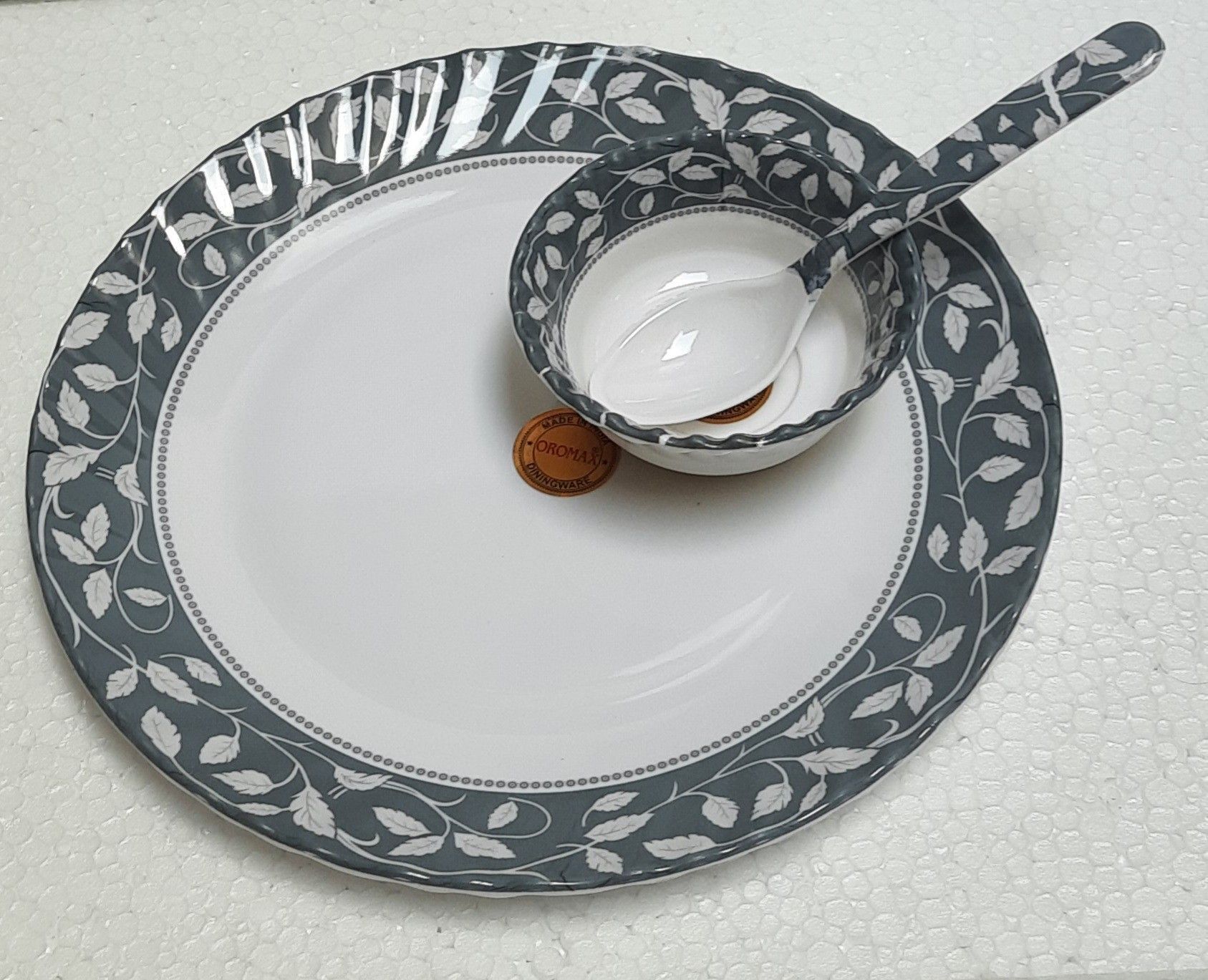radhe crockery Pack of 44 Melamin Dinner Set-picture-19