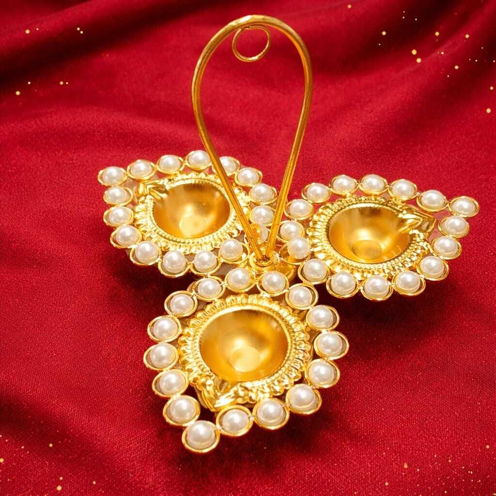 DIYA AND T LIGHT HOLDER Iron Table Diya